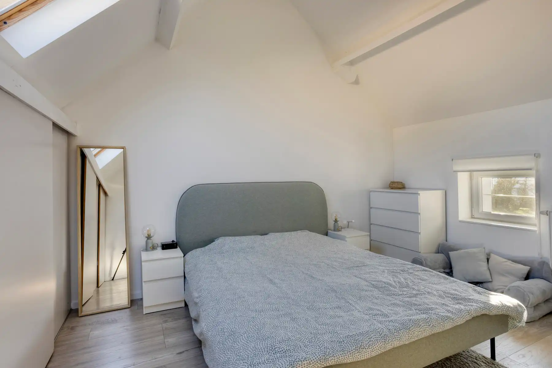 Charmante en volledig gerenoveerde woning  foto 17