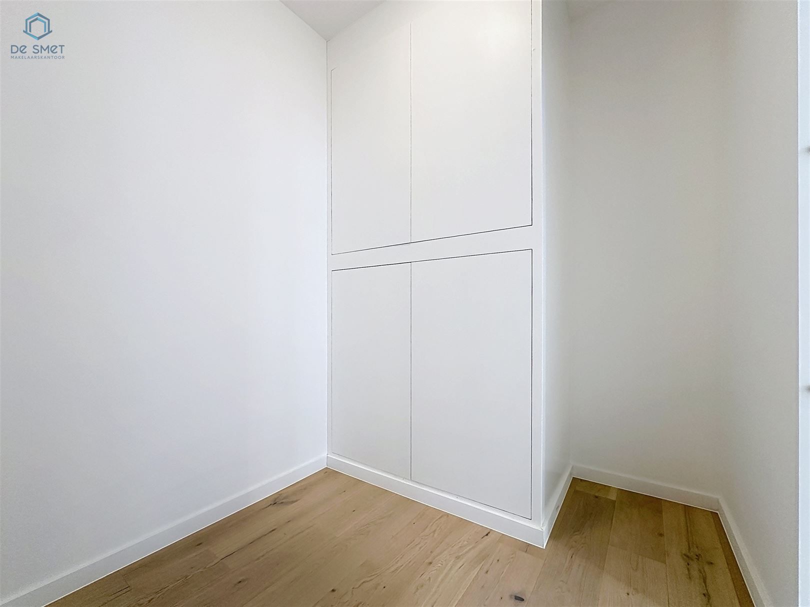 Prachtig gerenoveerde herenwoning met 5 slpks, 2 badkamers en tuin in het hart van Geraardsbergen foto 12