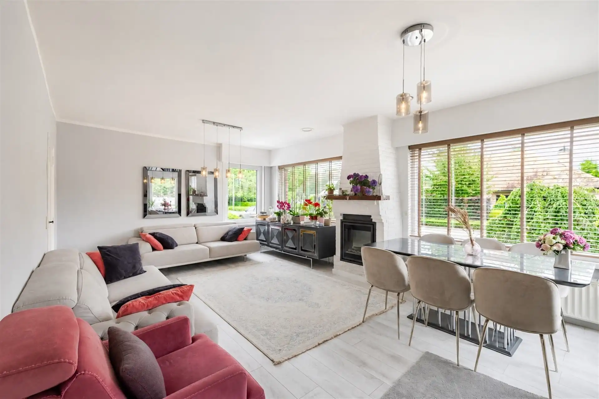 Woning met 3 slaapkamers, garage en tuin te Zingem(Kruisem) foto 4