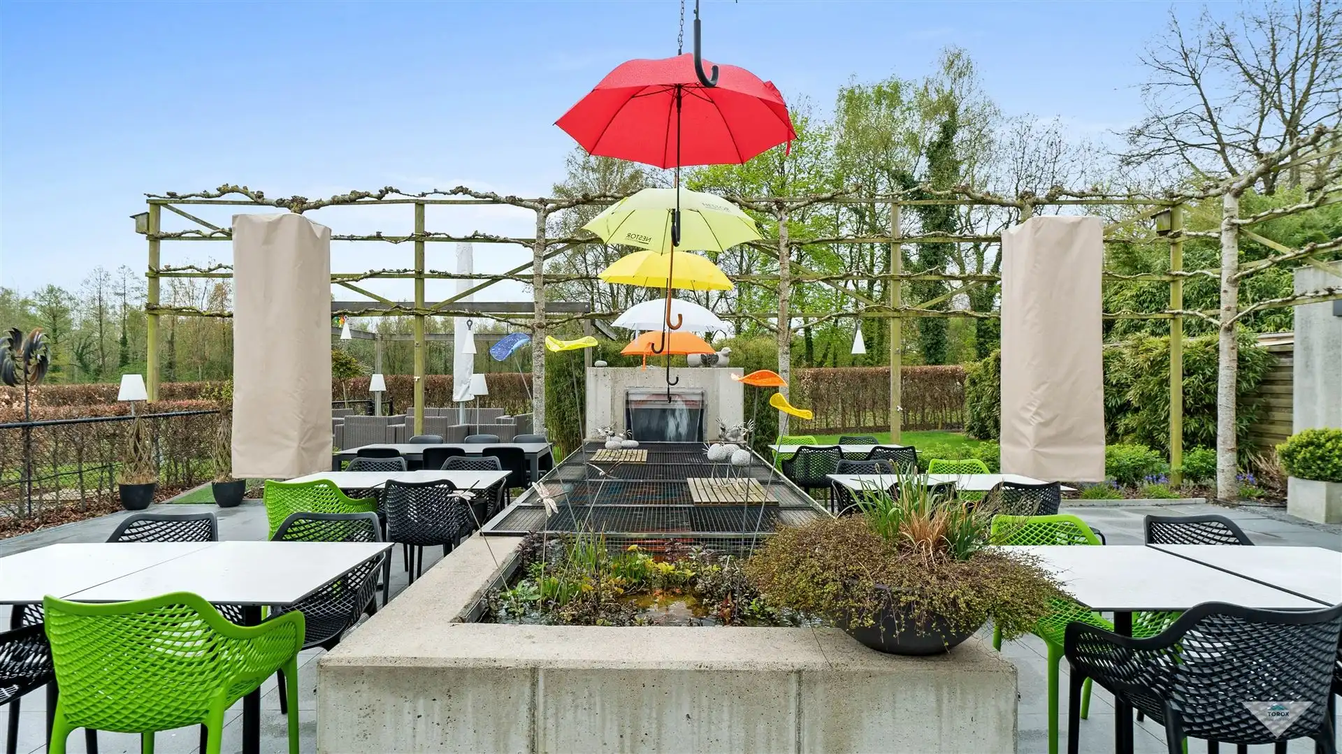 Uitstekend gelegen brasserie in perfecte staat met appartement  foto 6