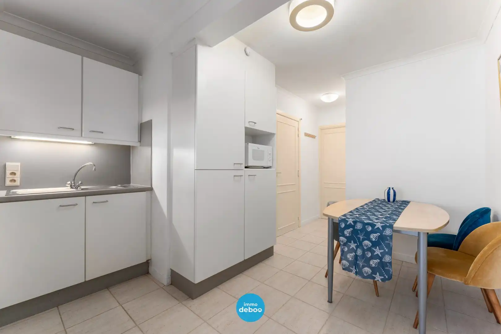 Instapklaar appartement met frontaal zeezicht foto 8