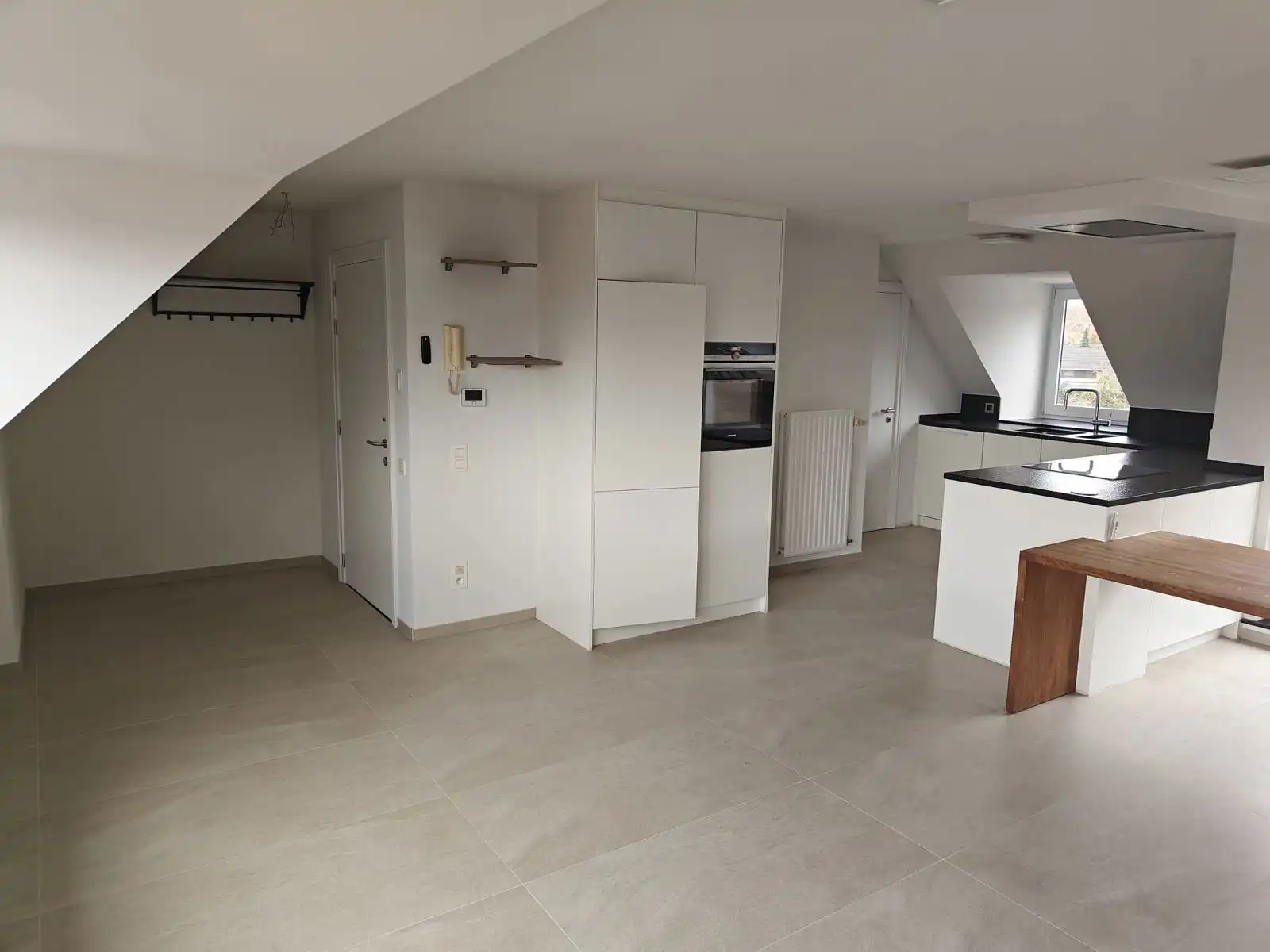 Ruim appartement te Sint-Andries foto 5