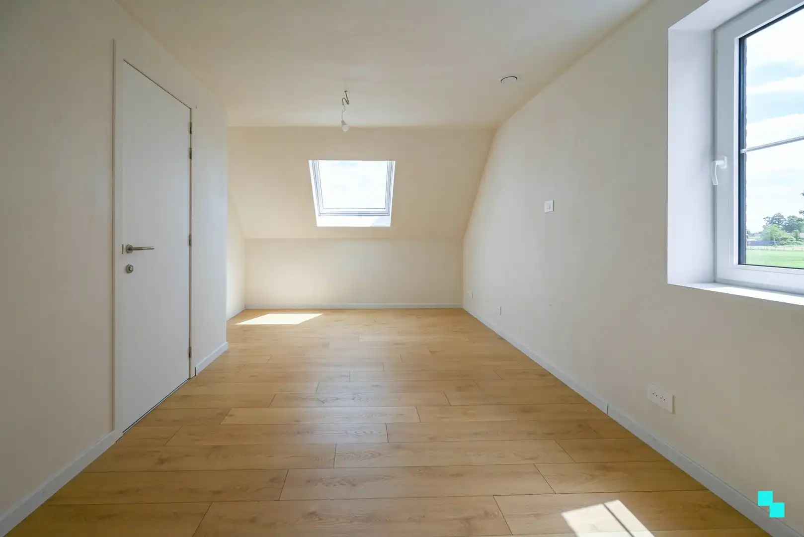 Ruime nieuwbouwwoning met landelijk verzicht in Marialoop foto 15