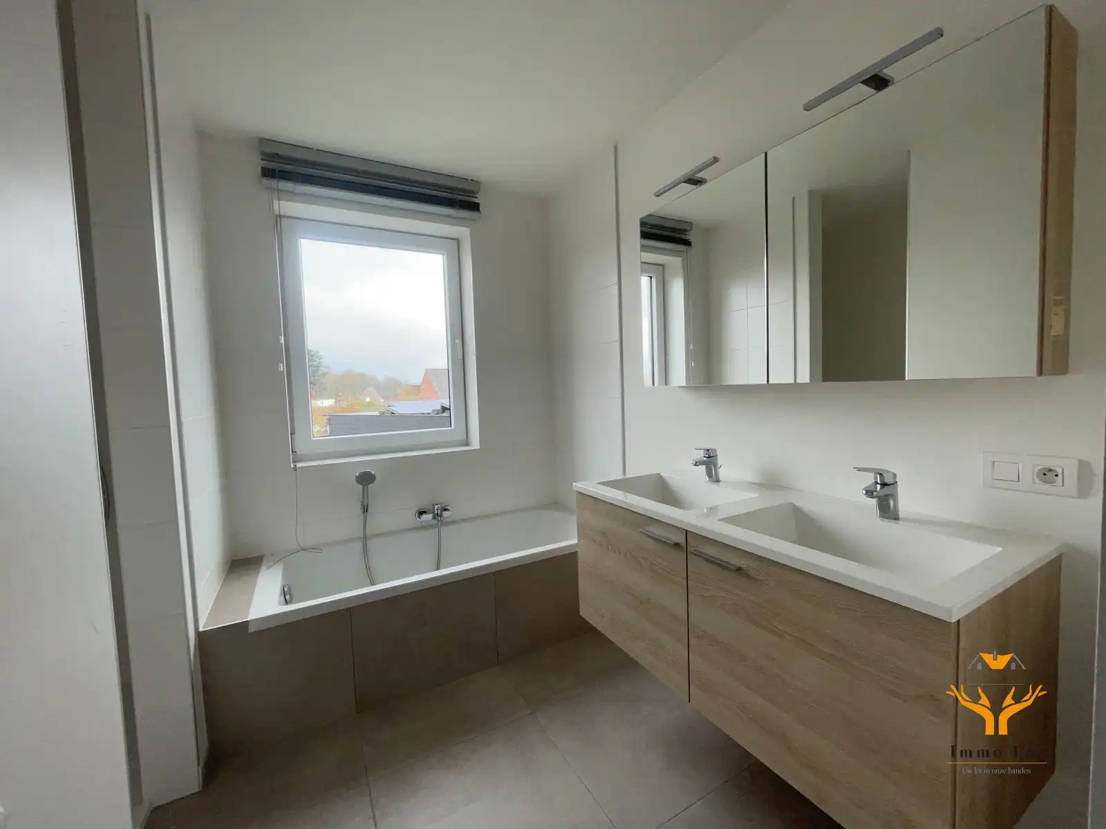 Ruim appartement met 2 slaapkamers foto 12