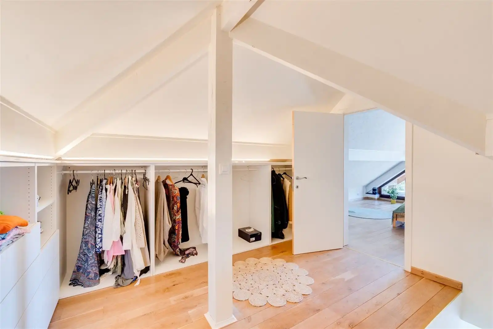 maison unique, où l’habitat et le calme se rejoignent parfaitement foto 19