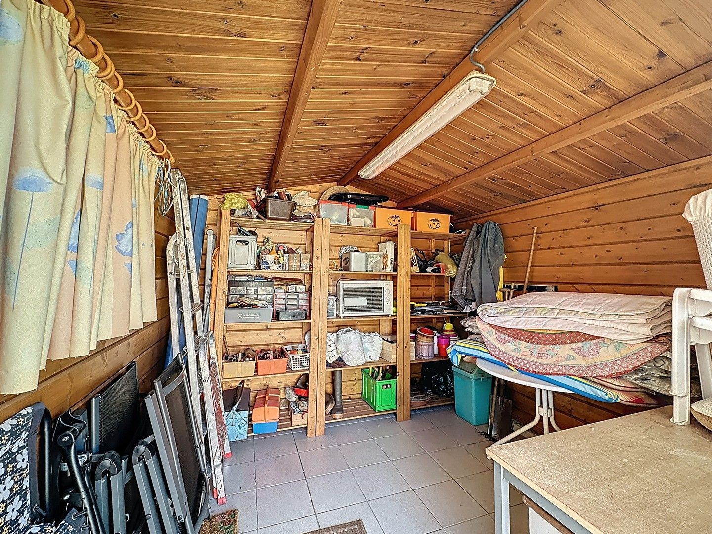 Verzorgde vakantiewoning met zonnige tuin in domein Sunparks. foto 11