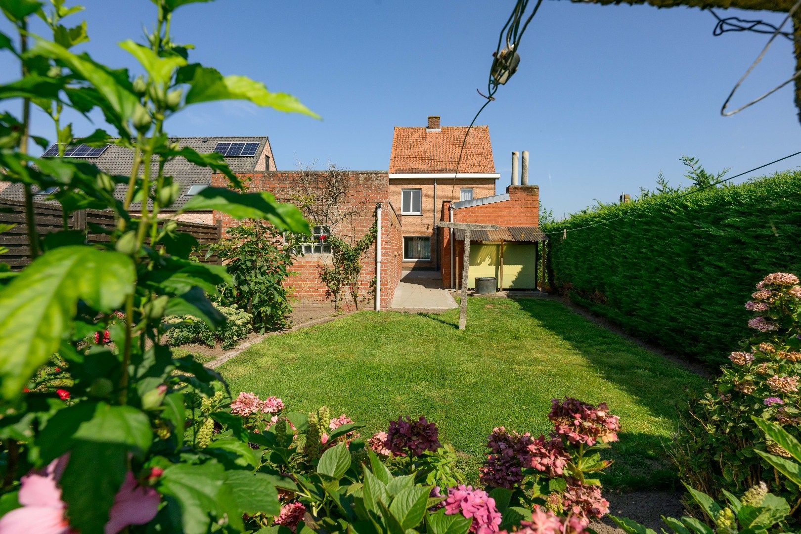 CHARMANTE ALLEENSTAANDE WONING MET 3 SLPKS | GARAGE & TUIN  foto 20