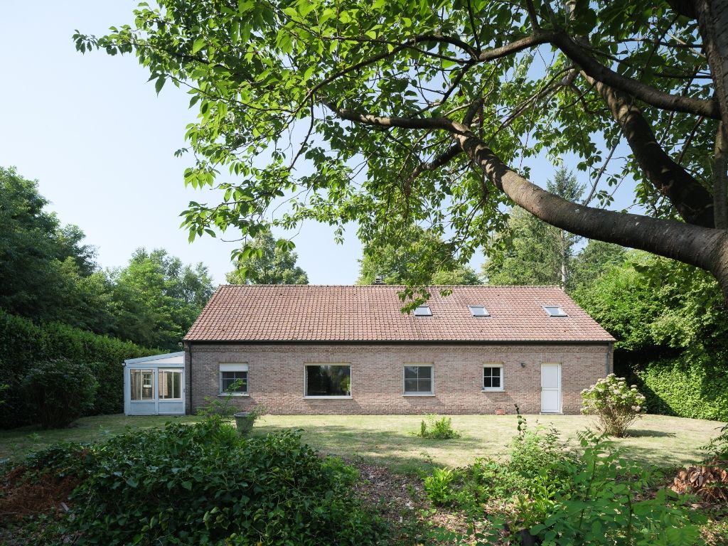 Vrijstaande woning op een gunstig perceel van 1.345 m² foto 14