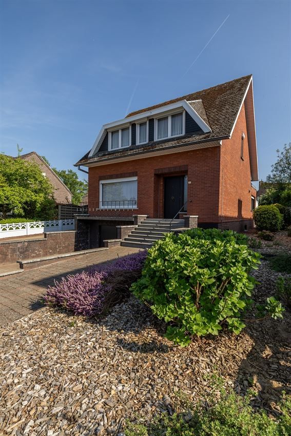 Charmante woning met 3slk. op rustige ligging foto 39