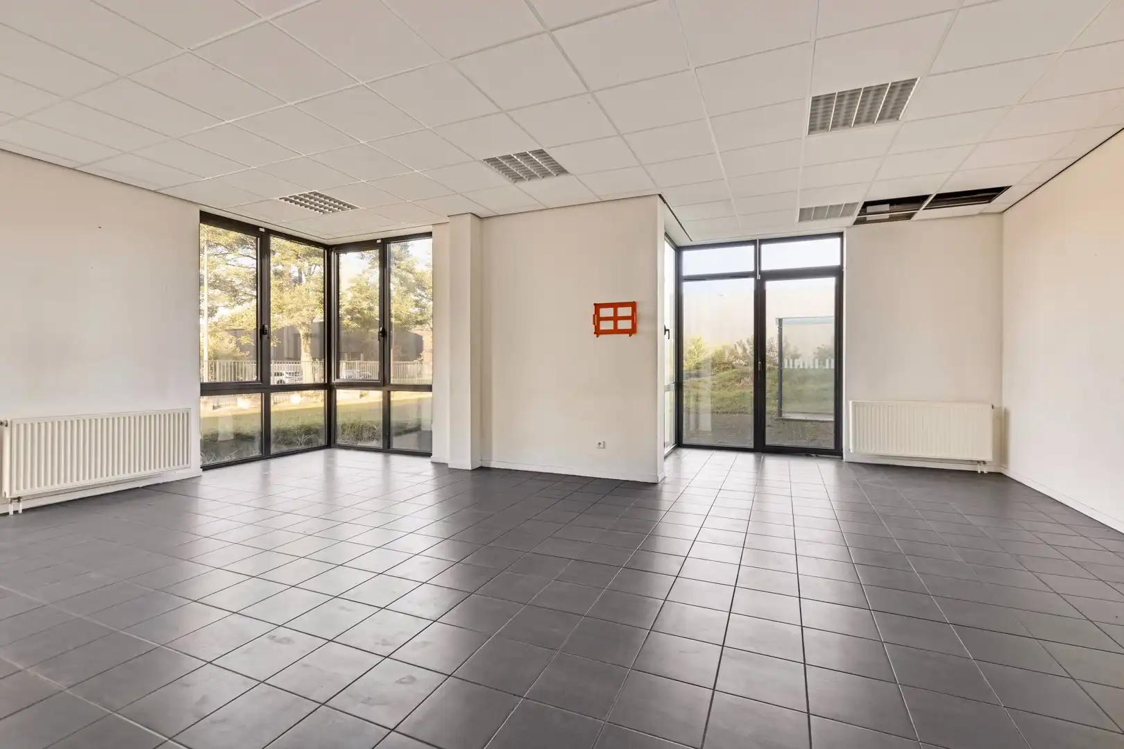 Kantoorruimtes te huur in Dilsen-Stokkem foto 13