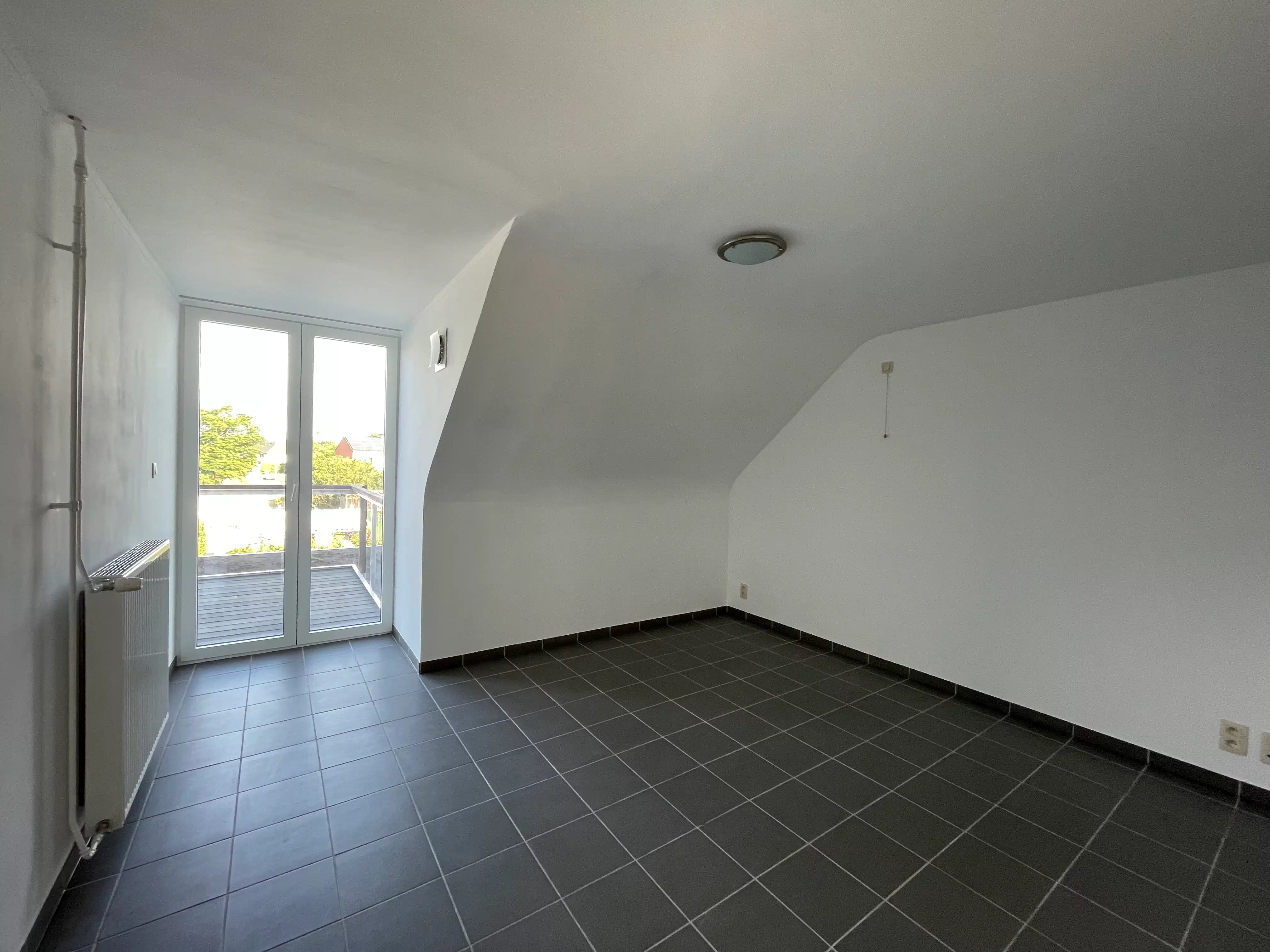 Energiezuinig 2-slaapkamerappartement met terras en parking foto 8