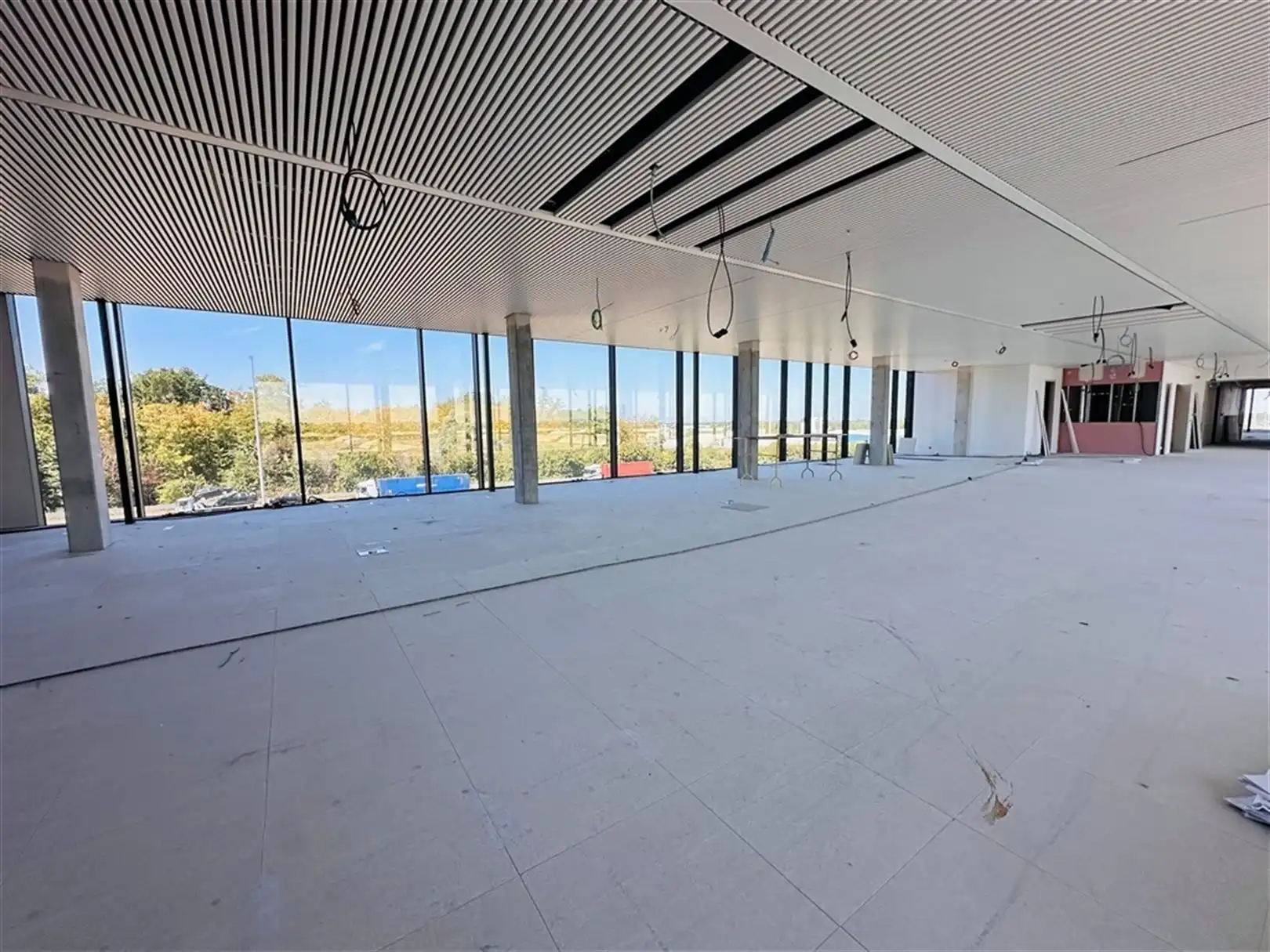 High-end nieuwbouwkantoor/showroom langsheen E17 foto 9