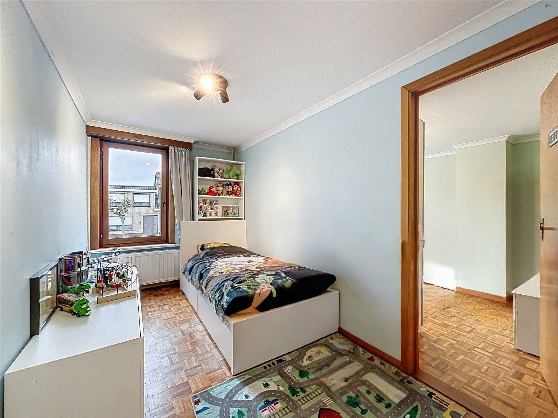 Half open bebouwing met 4 slaapkamer en garage op perceel van 433m² foto 10