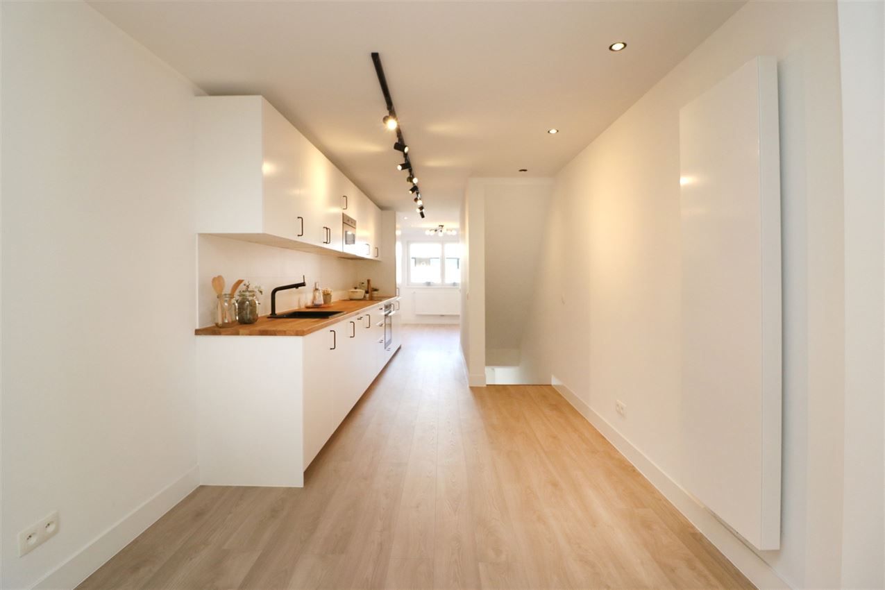 gerenoveerd, energiezuinig, inpandig Zgericht terras en garage foto 17