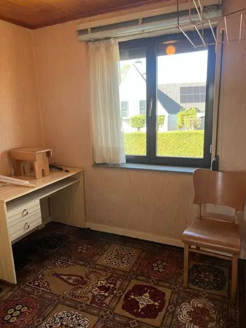 Charmant huis te koop aan de Rodenbachstraat in Hamont-Achel - Ideaal met 2 slaapkamers, bureau, kelder en garage voor uw comfort! foto 17
