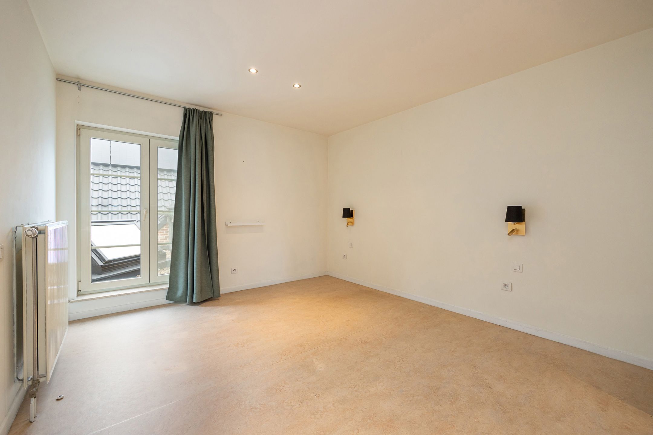 Ruime villa met tuin, bijgebouw en dubbele garage in Zoersel. foto 12