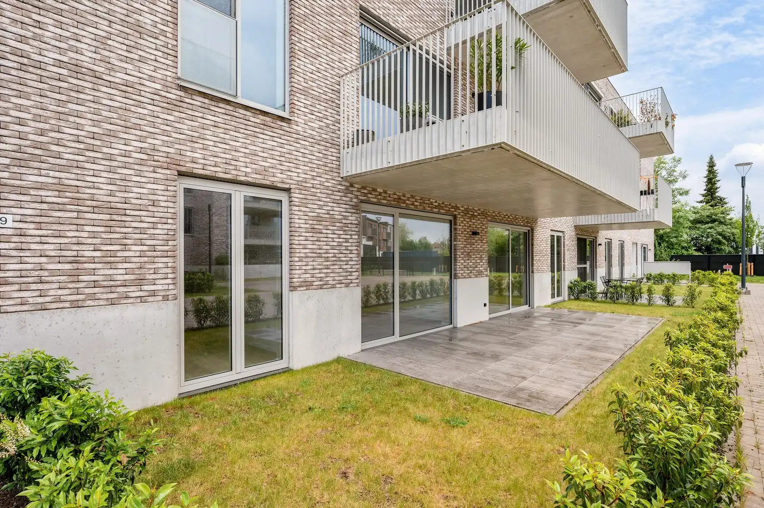 PRACHTIG 3 SLAAPKAMER ASSISTENTIEWONING + GARAGE foto 21