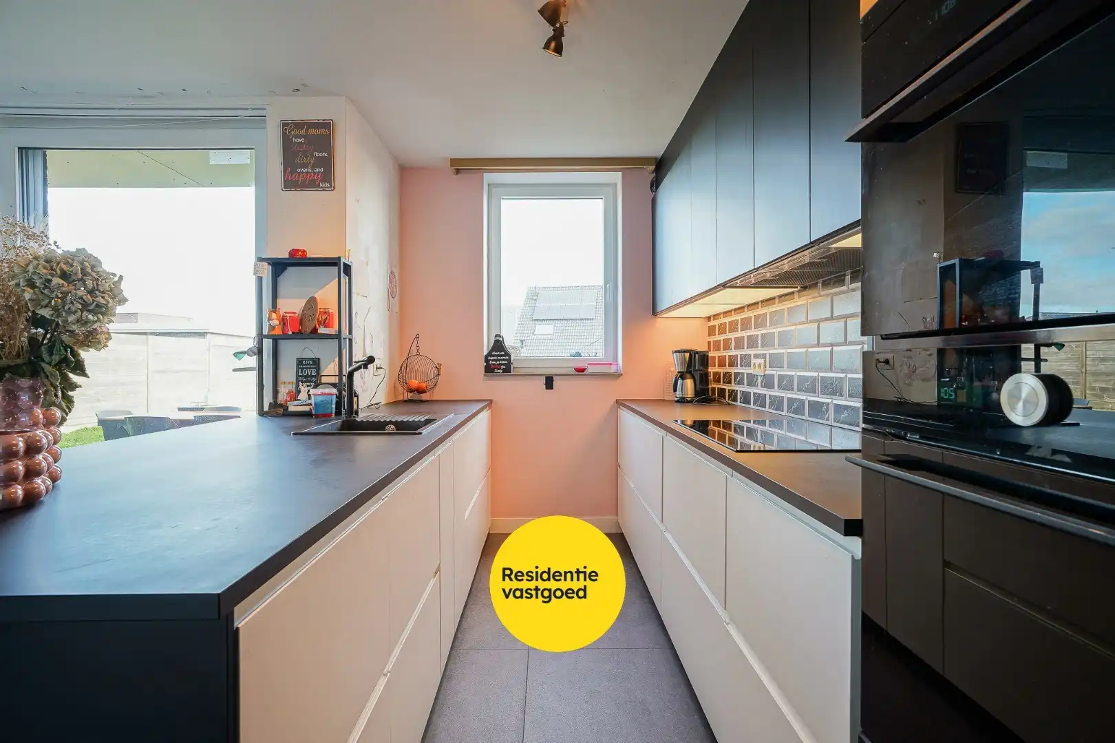 Recente woning op landelijke ligging in Aartrijke foto 9