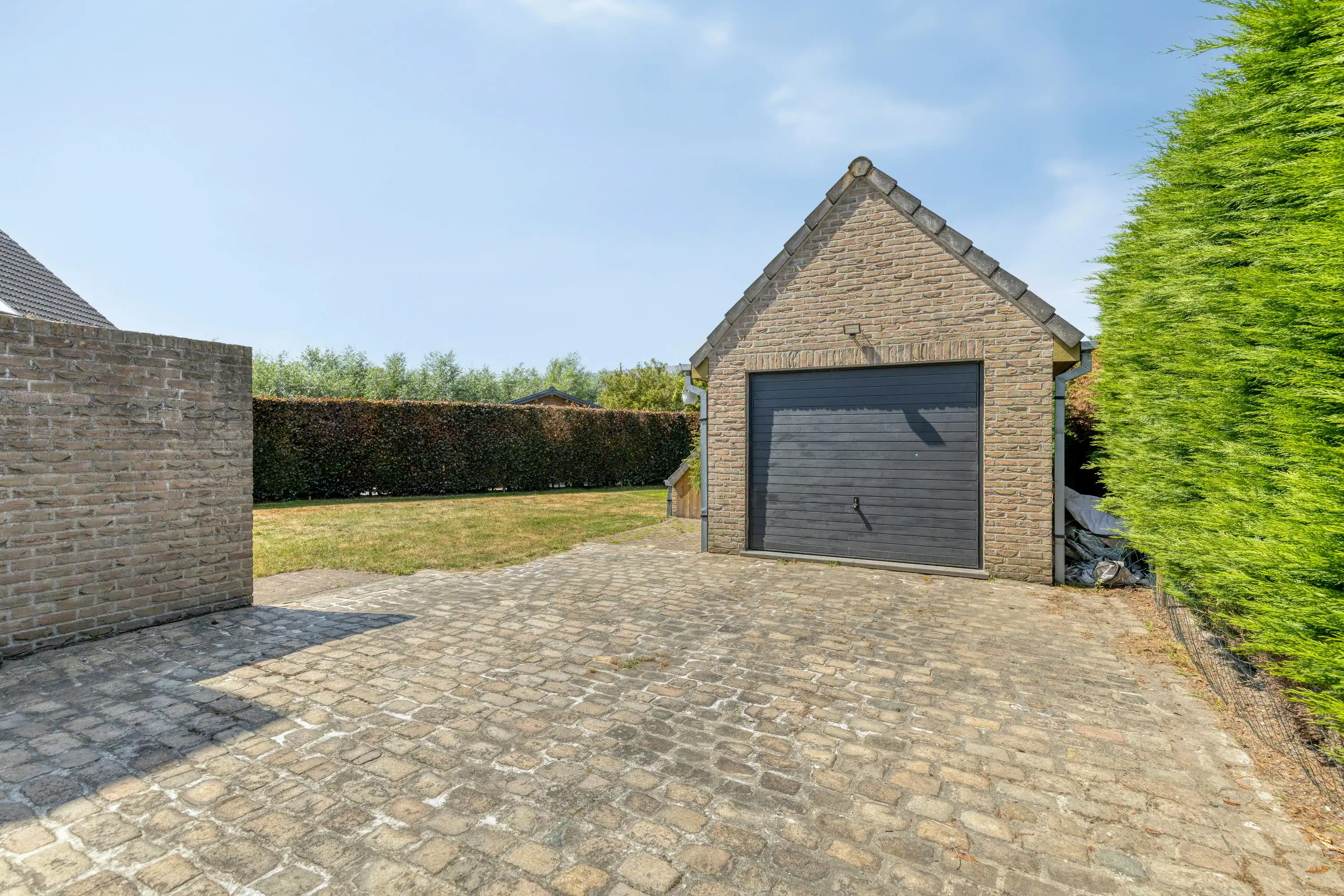 Vrijstaand huis met garage te koop in Sijsele (Damme) foto 24