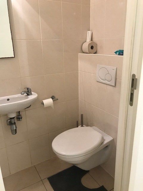 Gemeubeld appartement met twee terrassen op wandelafstand van de zee foto 11