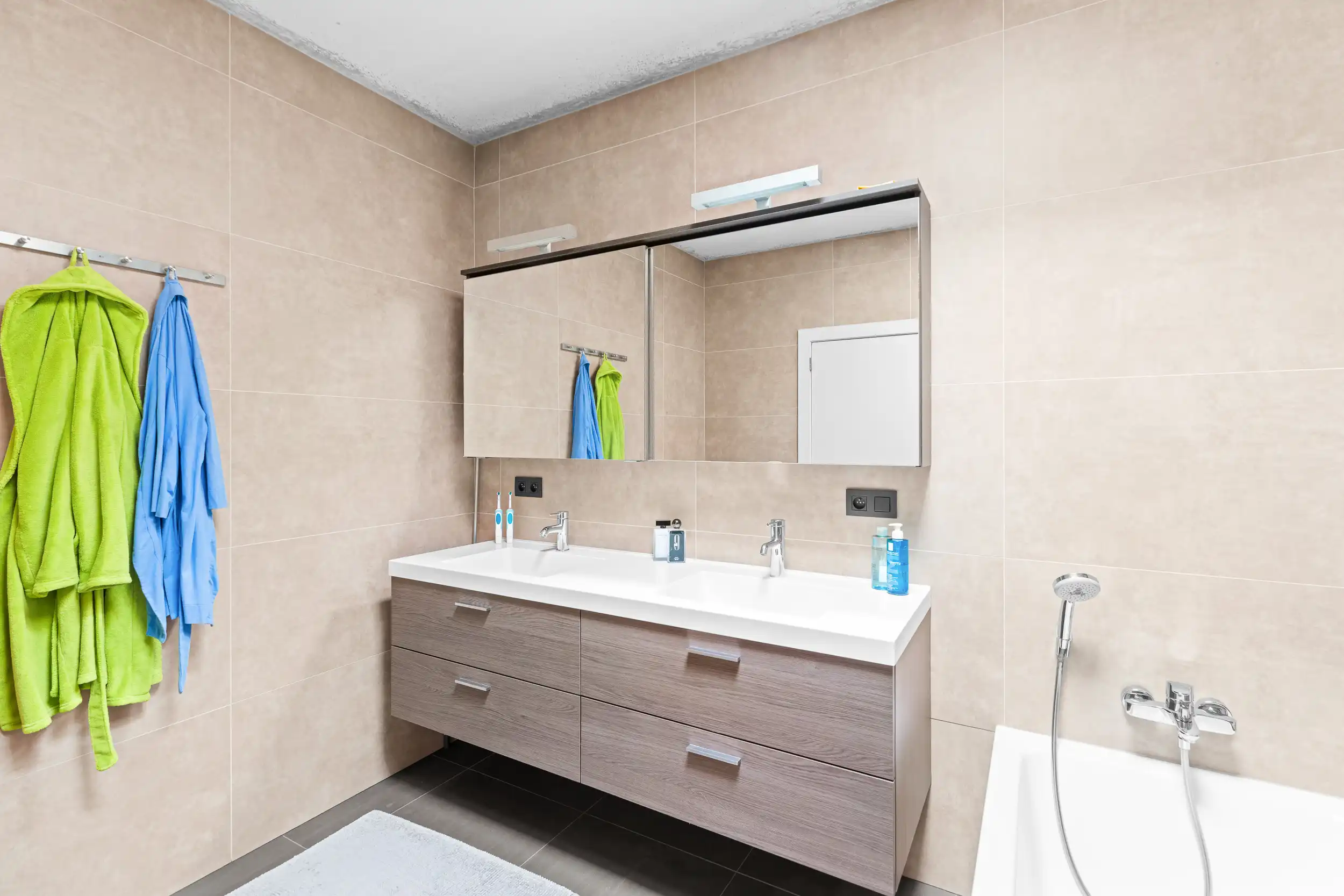 Instapklare, energiezuinige, topper op residentiële ligging foto 15