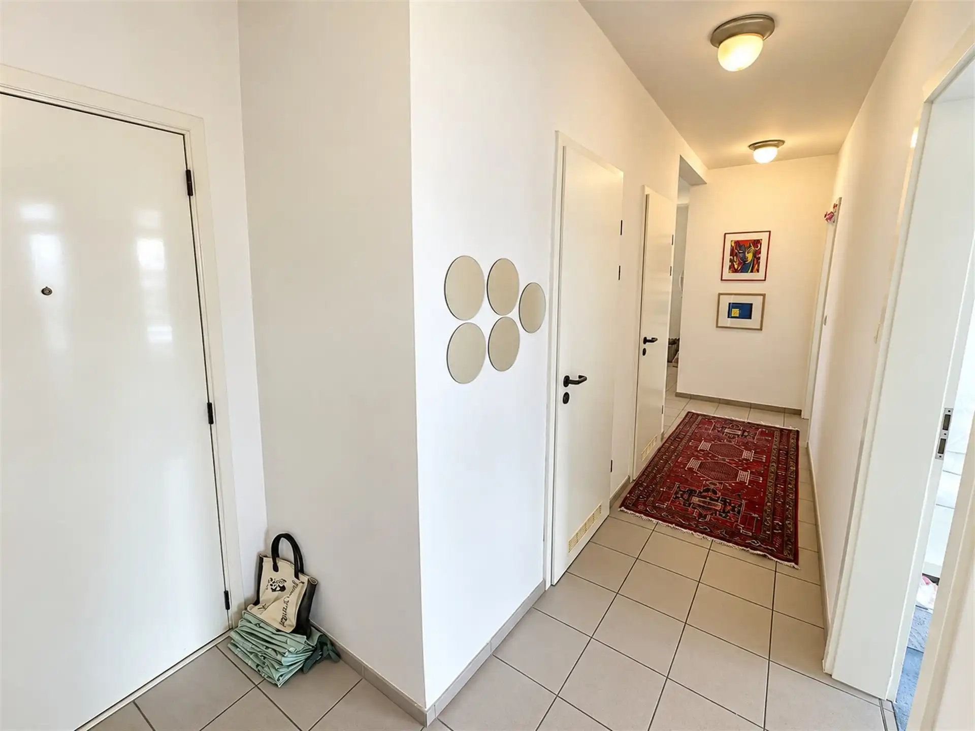 Aangenaam appartement met twee slaapkamers en terras foto 6
