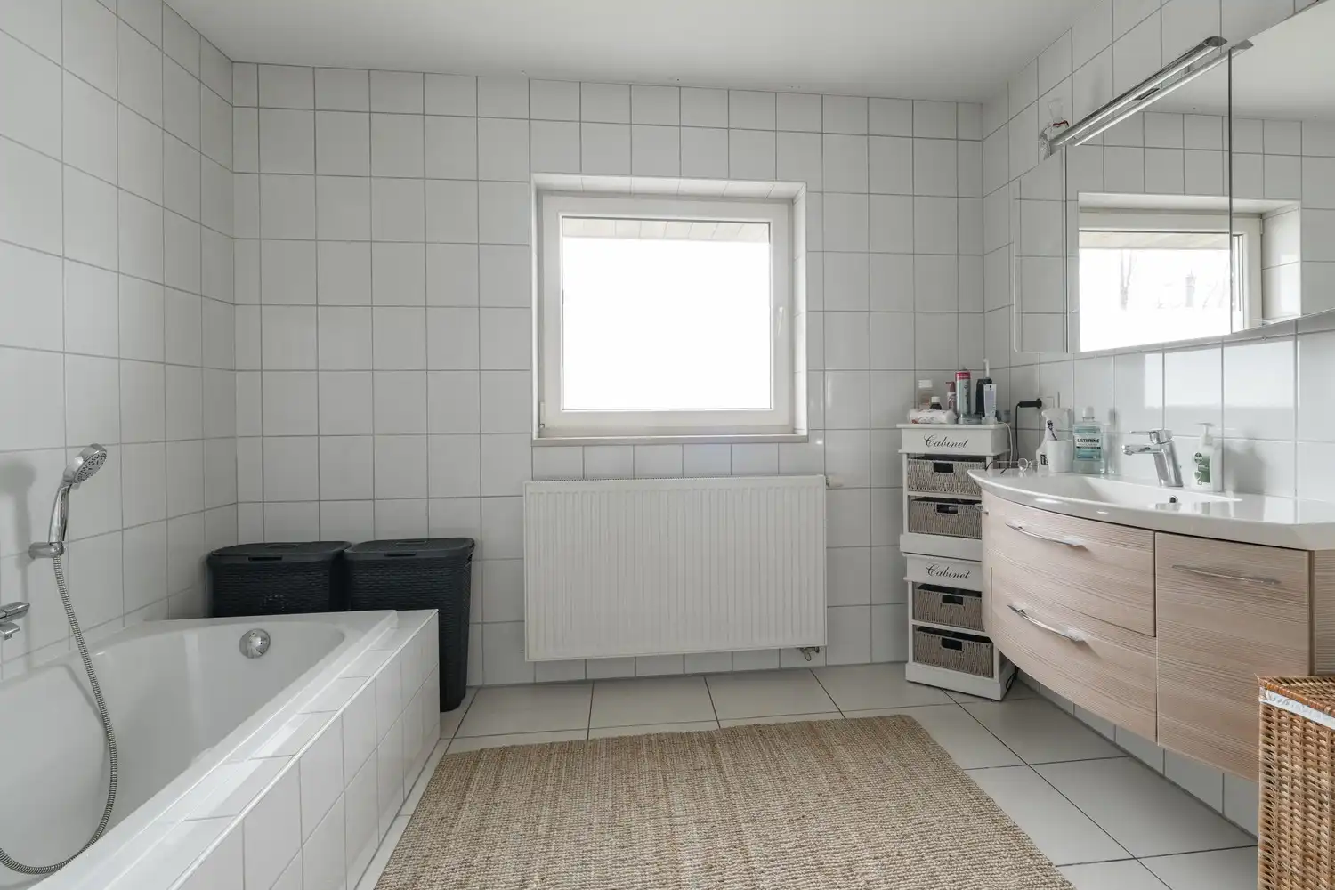 Zeer ruime en energiezuinige woning nabij het centrum van Lindel-Overpelt foto 28
