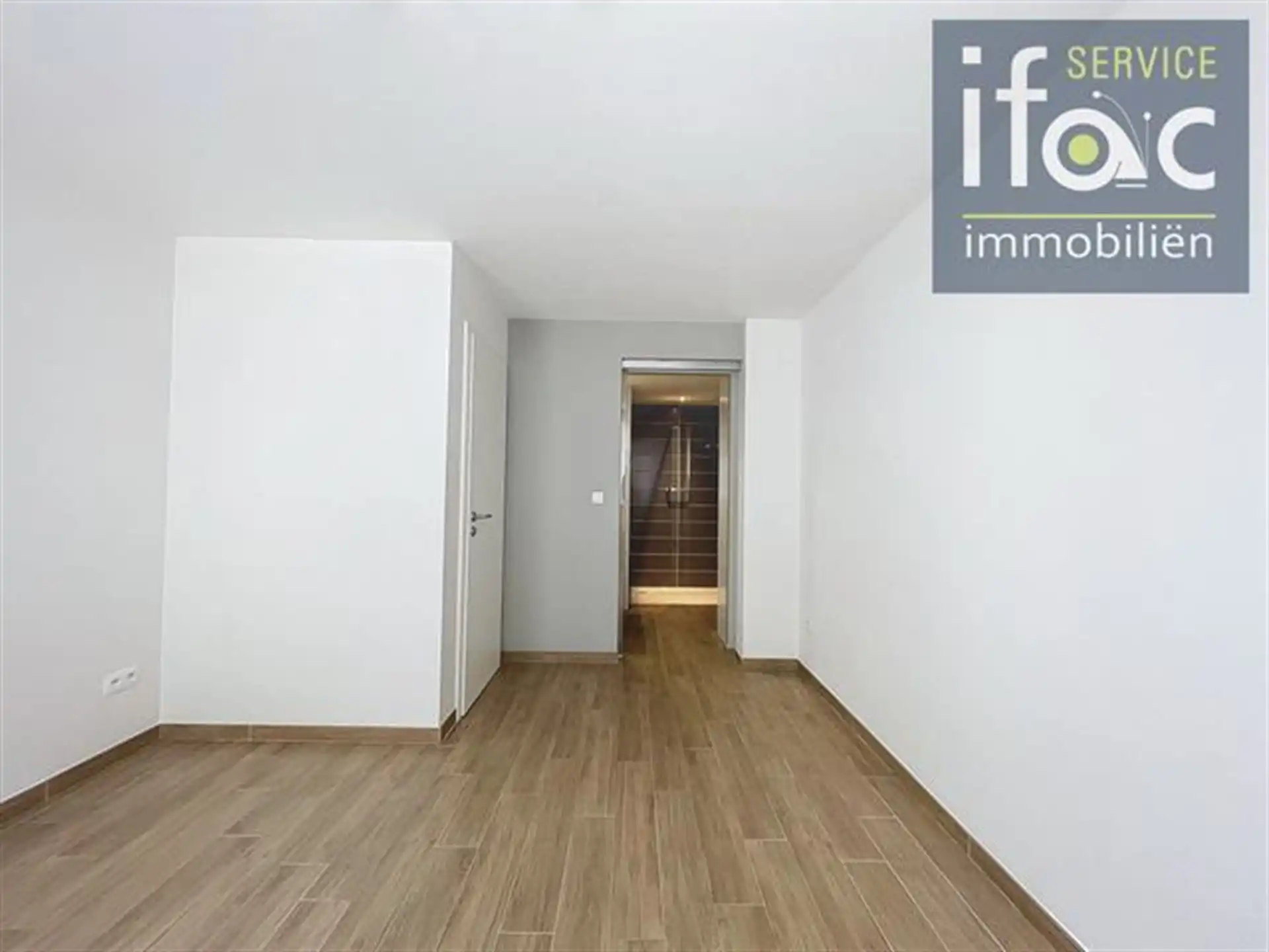 Prachtig gerenoveerd één slaapkamerappartement foto 7