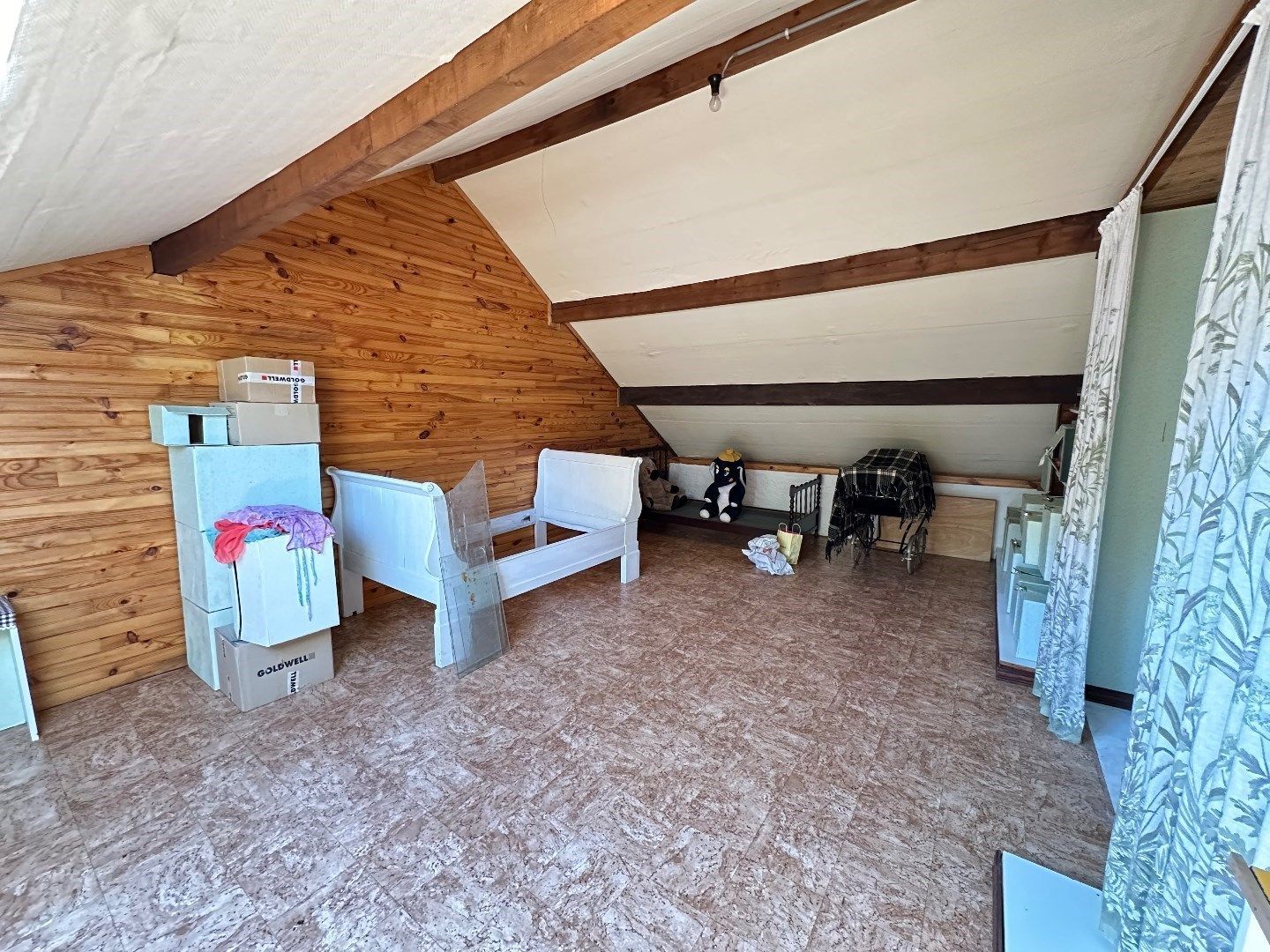 Woning met 4 slaapkamers, tuin en bewoonbare oppervlakte van 308 vierkante meter foto 13