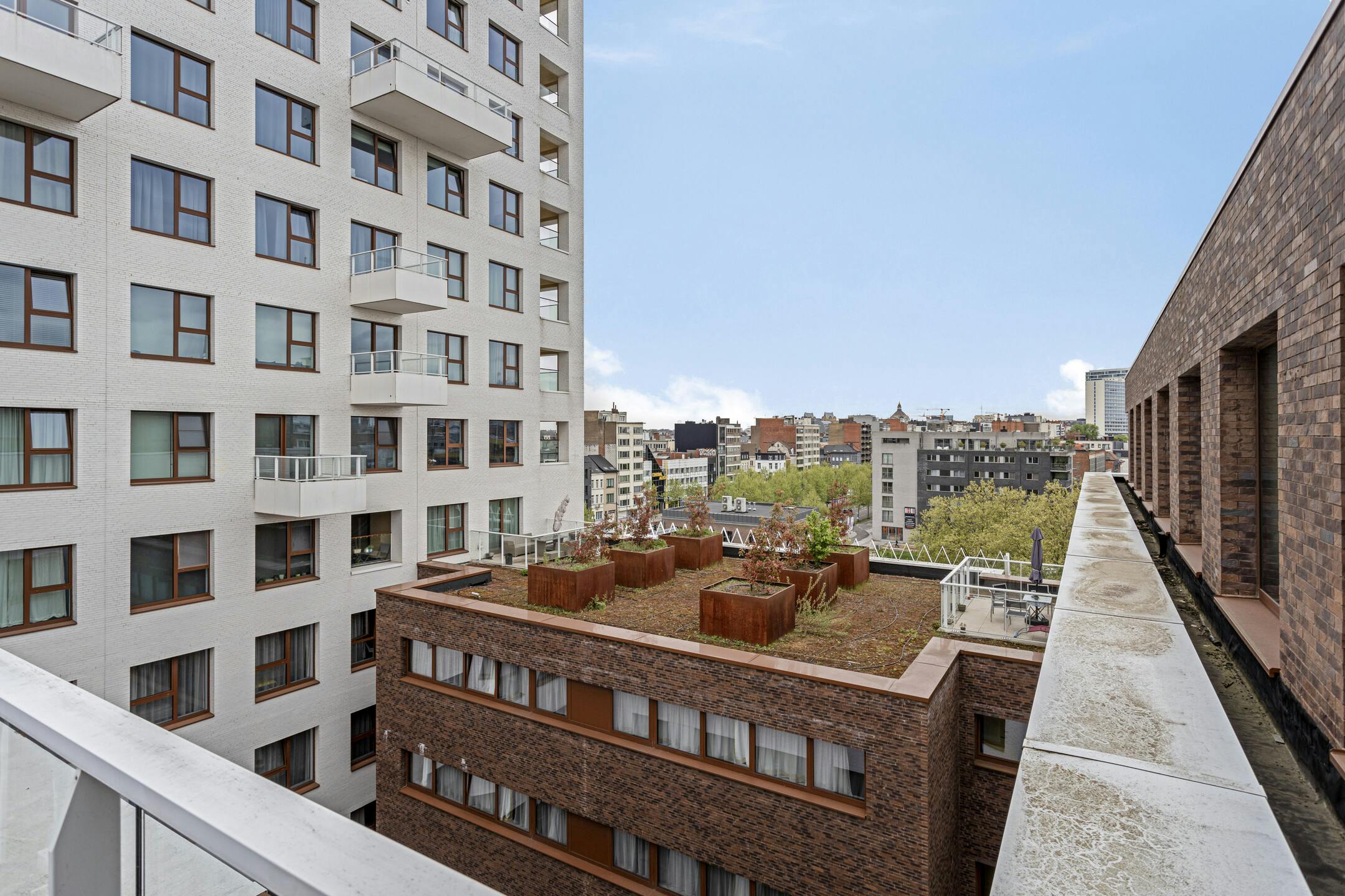 Appartement met 2 slaapkamers en terras te koop 't Eilandje foto 17