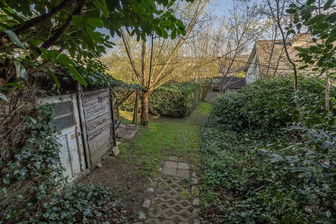 Uniek perceel, groot tuindeel zuidwest, klein weiland op top heuvel foto 4