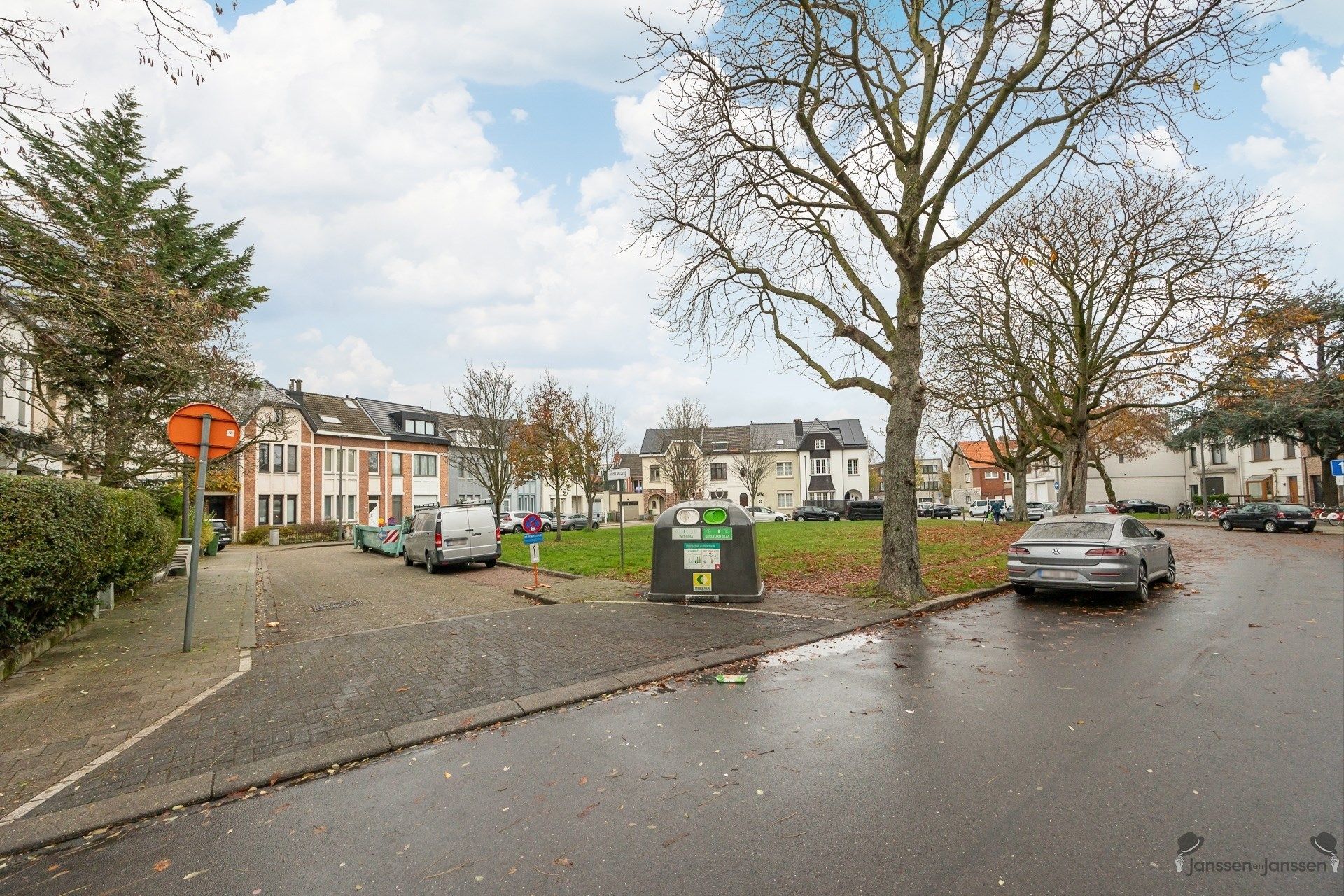 Mooi volledig gerenoveerd huis met EPC A aan groen plein foto 26