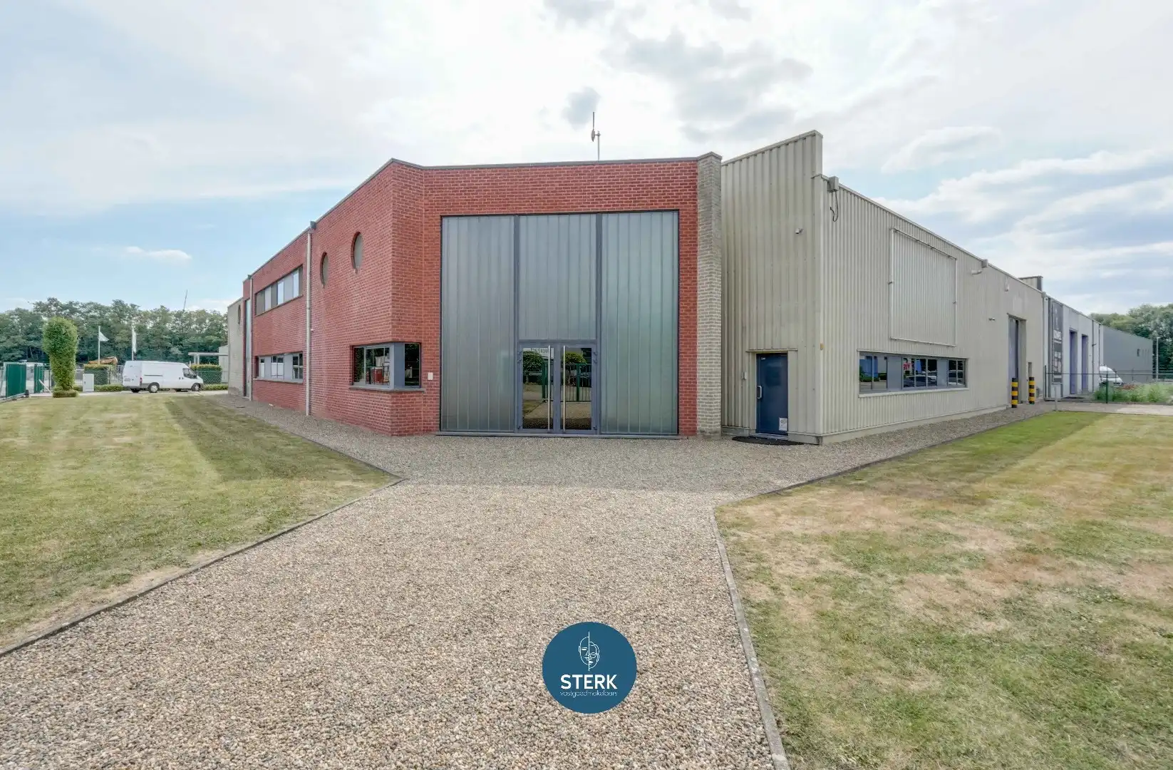 VEELZIJDIG INDUSTRIEPAND MET INSTAPKLAAR APPARTEMENT TE MAASMECHELEN ! foto 5