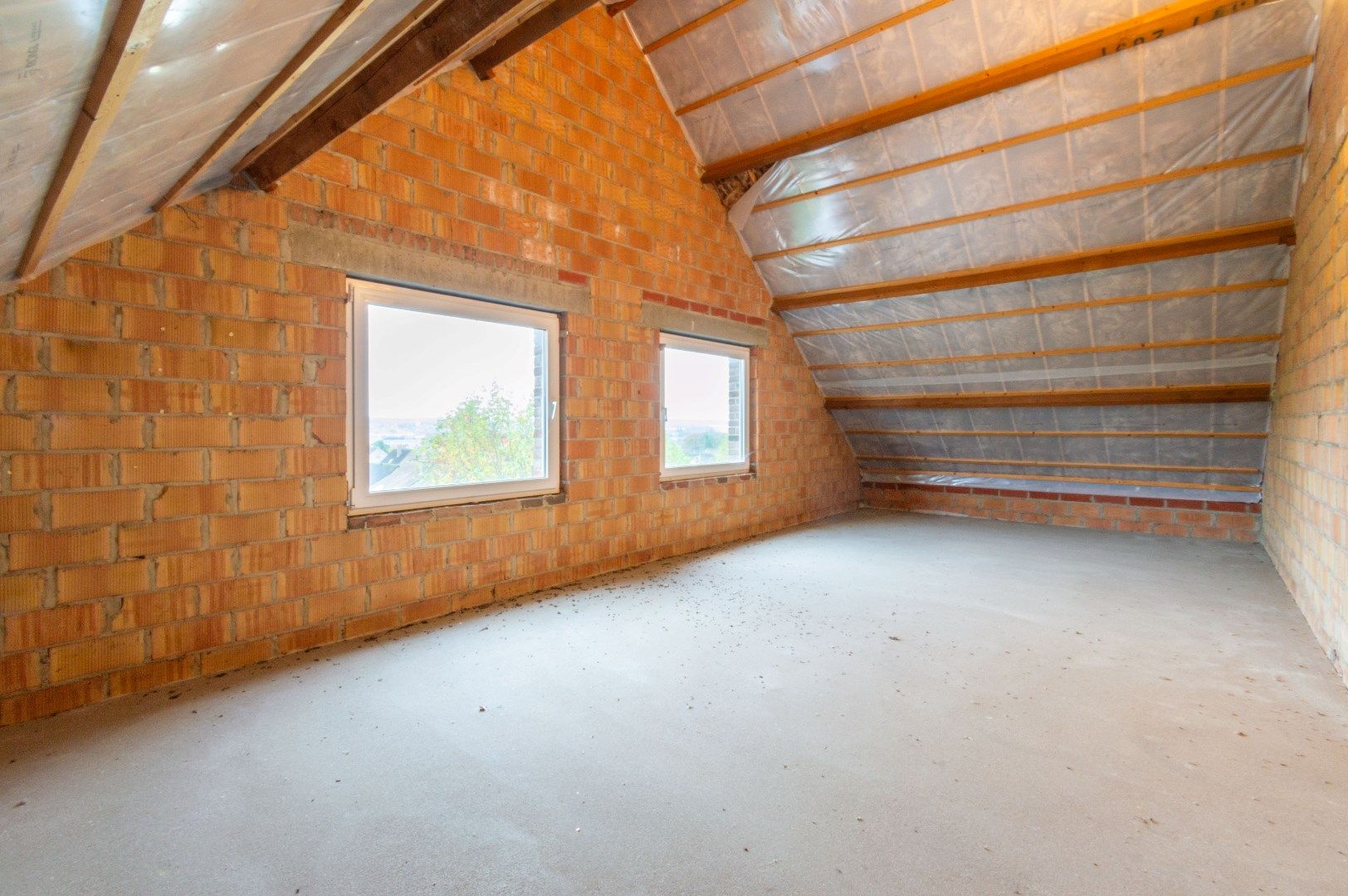 Een ruime hoekwoning te Halle! foto 27