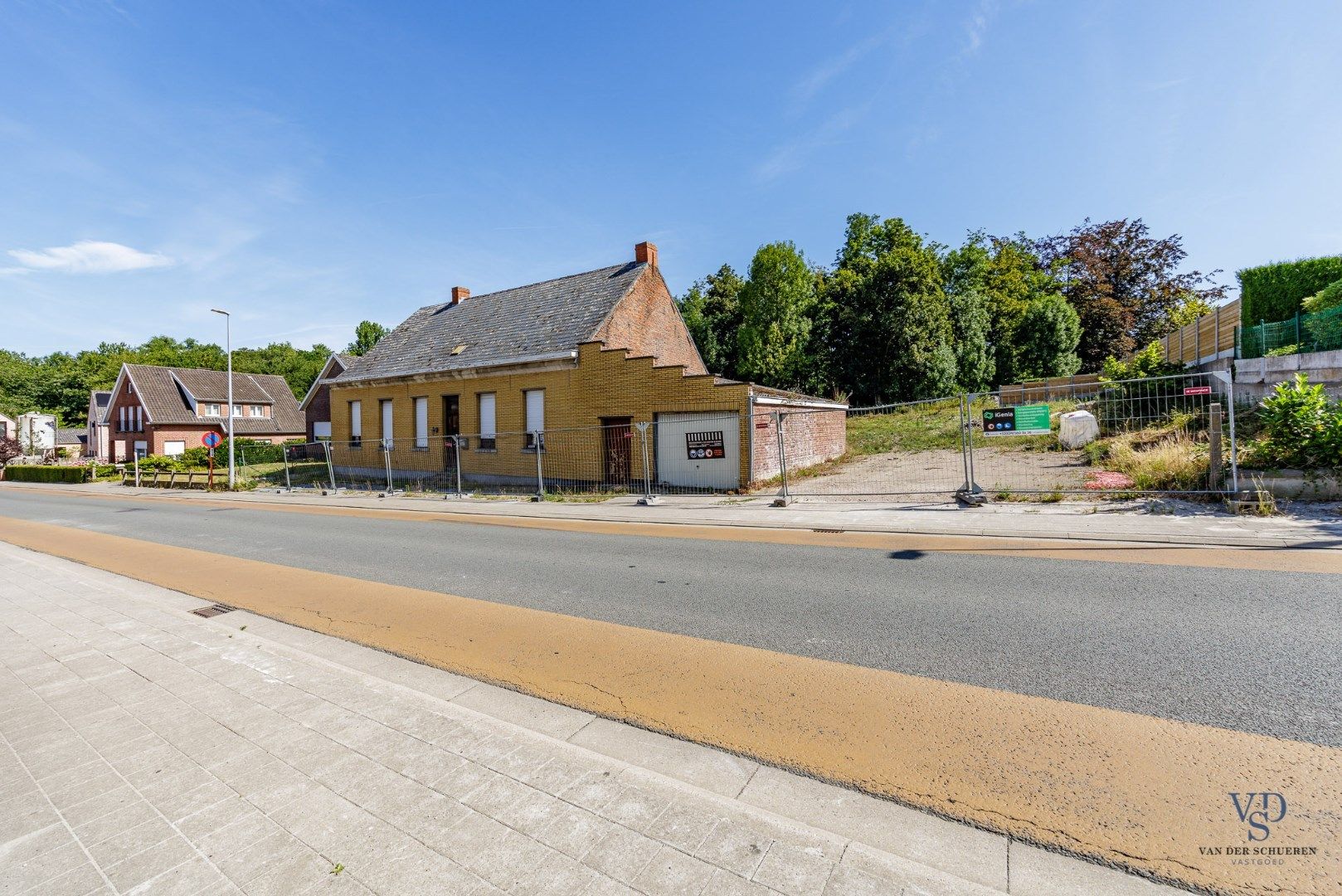 2 loten bouwgrond in hartje Dikkelvenne.  foto 8