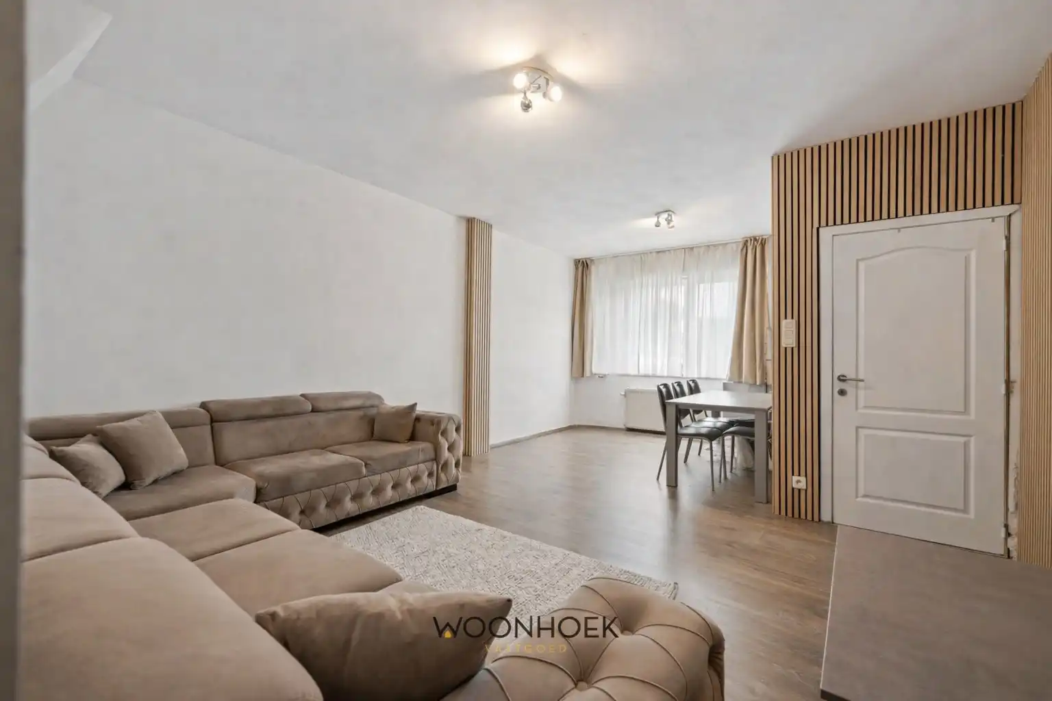 Charmante 2-slpk woning met achteruitweg in centrum  foto 3