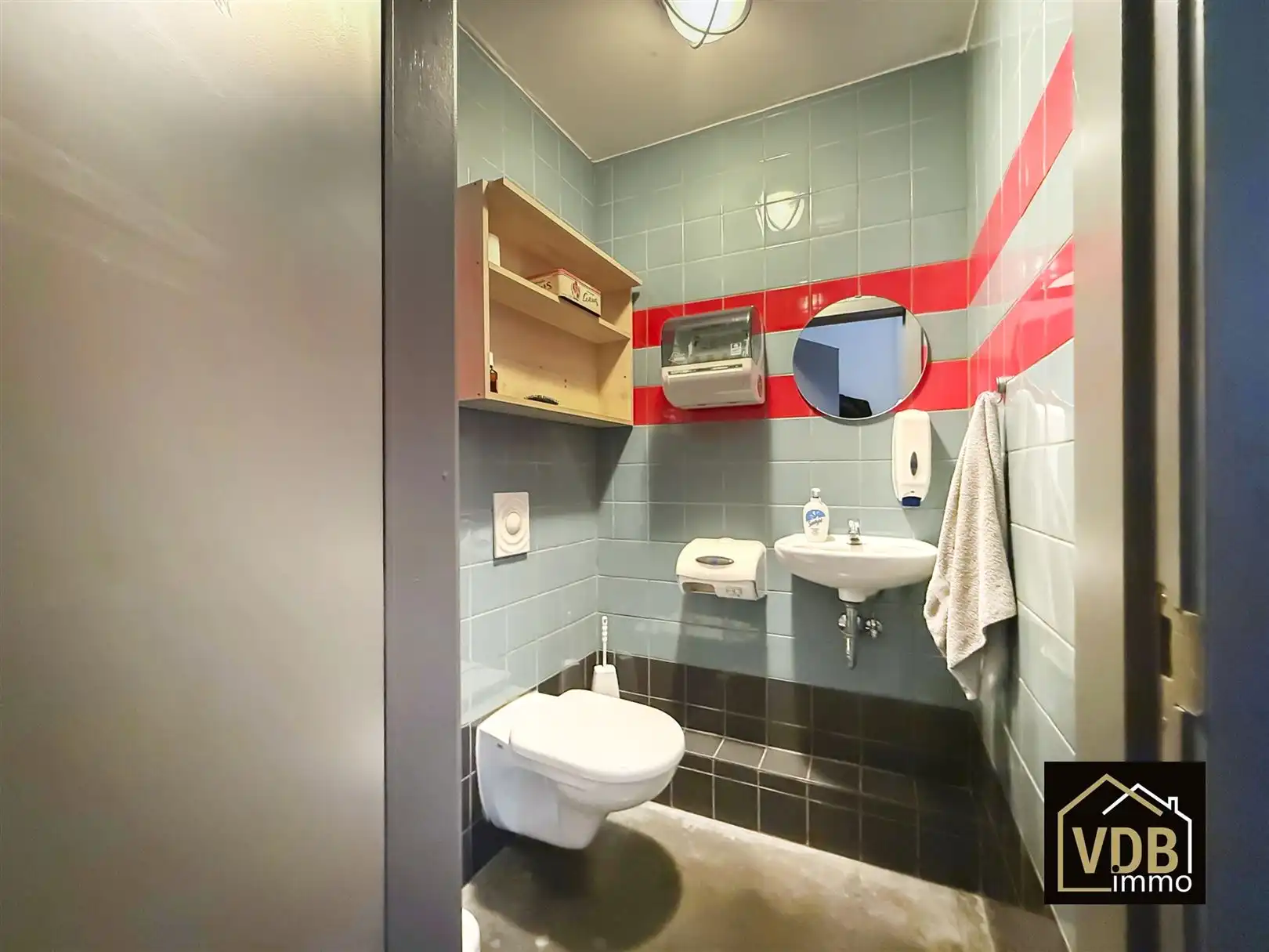 Commercieel pand op TOP locatie foto 40