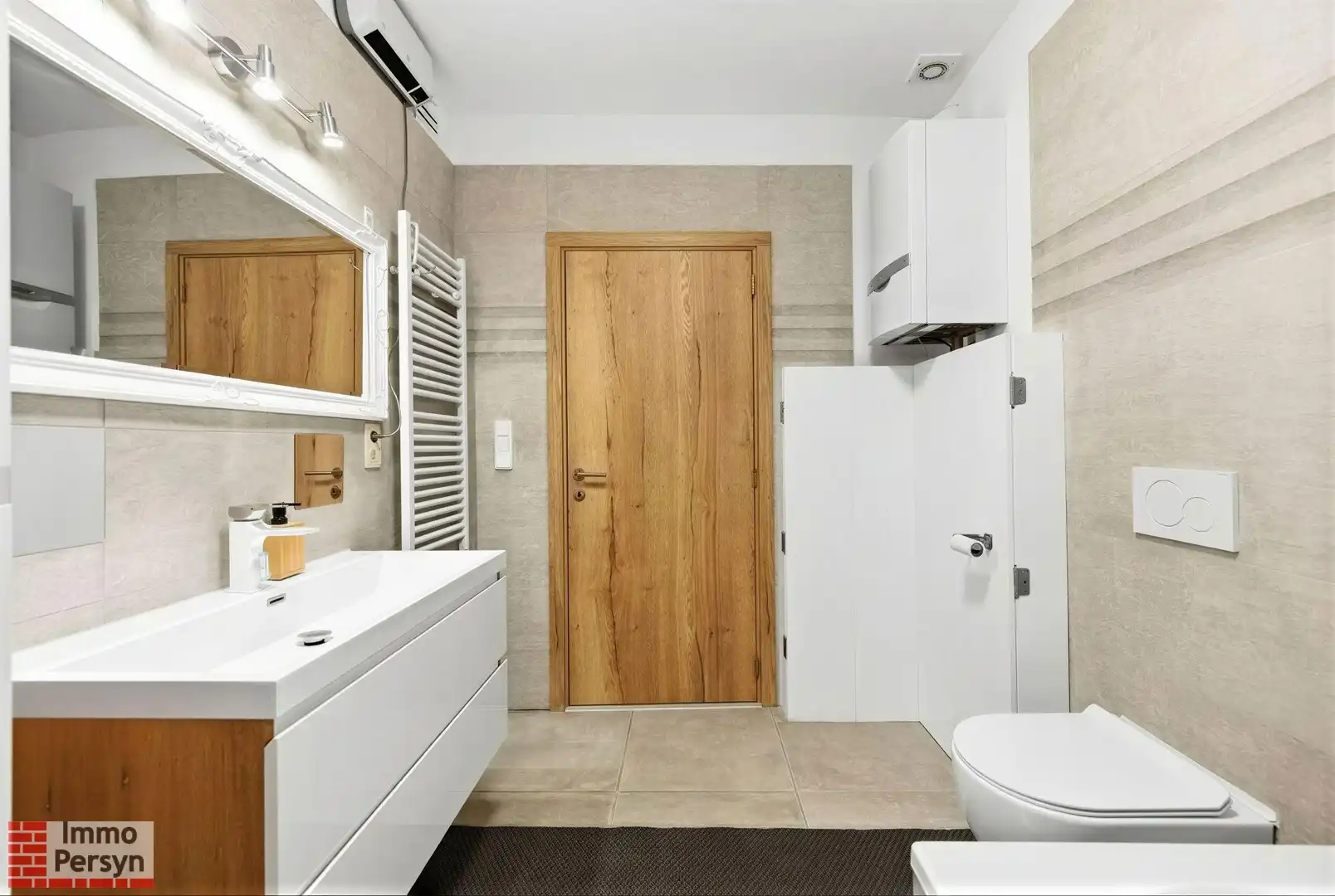 Instapklaar, glv app met garage in het hart van Scherpenheuvel foto 12