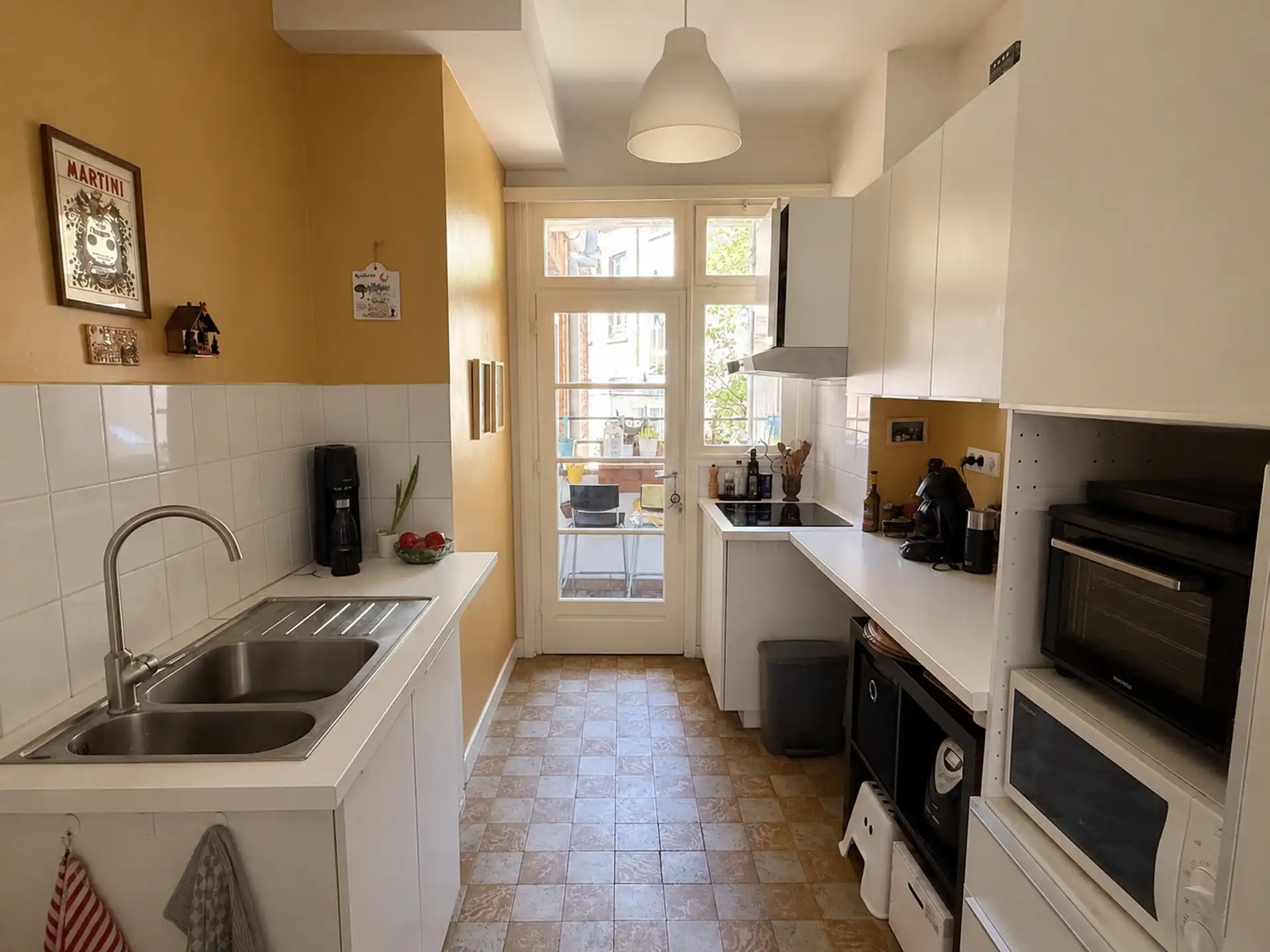 Centraal gelegen appartement met 2 slaapkamers en terras foto 4