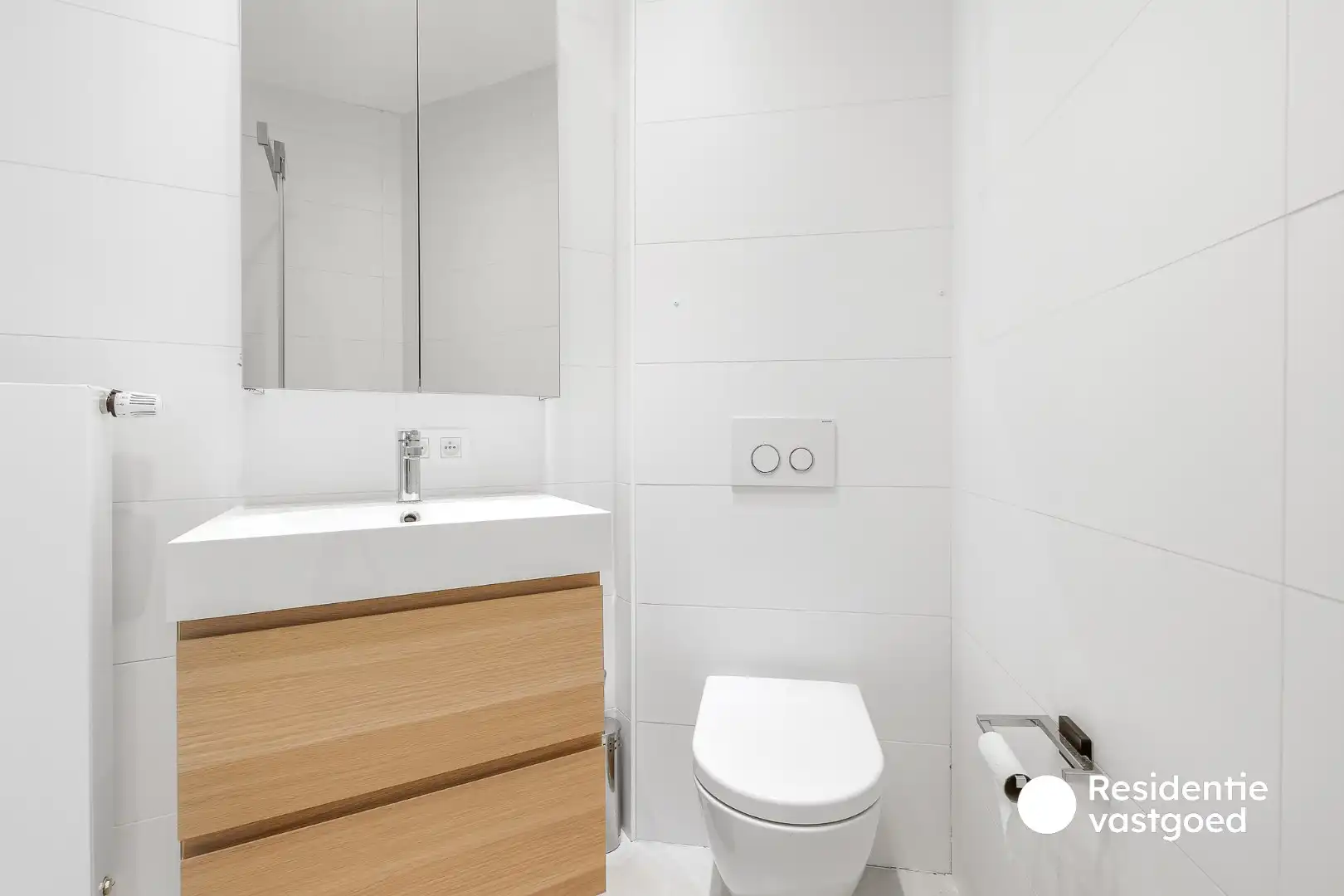 Instapklaar gerenoveerd 2-slaapkamerappartement in het centrum van Wenduine foto 8