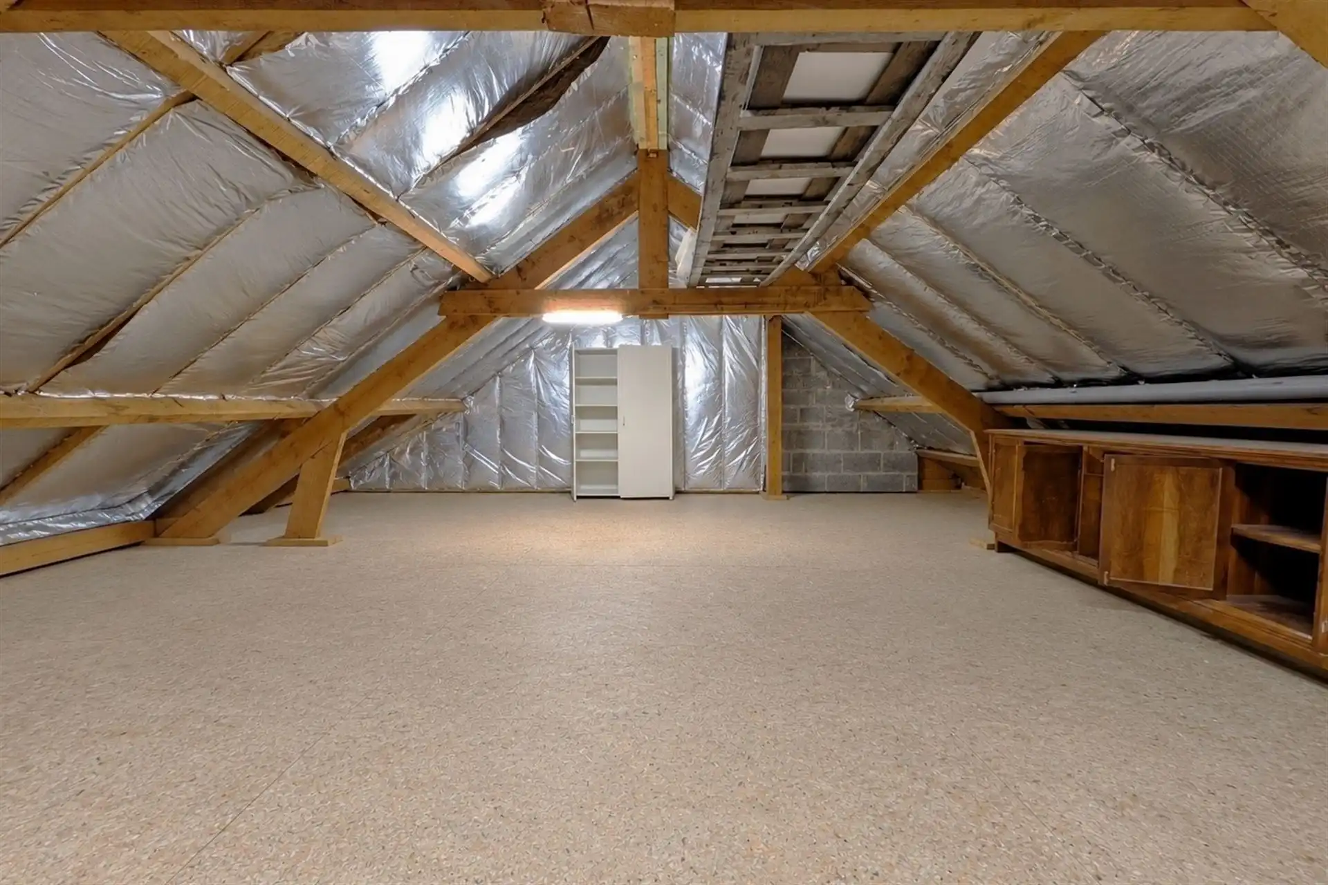 Hoekwoning met 4 slaapkamers in Veldwezelt foto 16