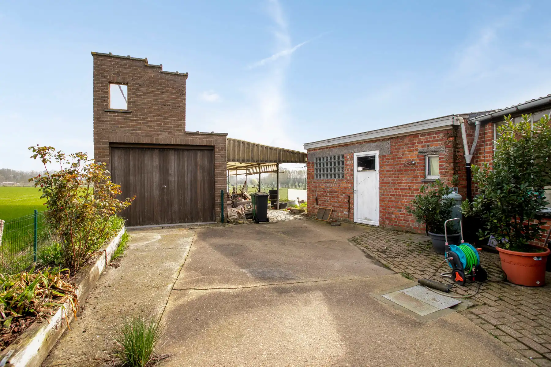 Renovatieproject met 3 slaapkamers en een prachtig uitzicht foto 12