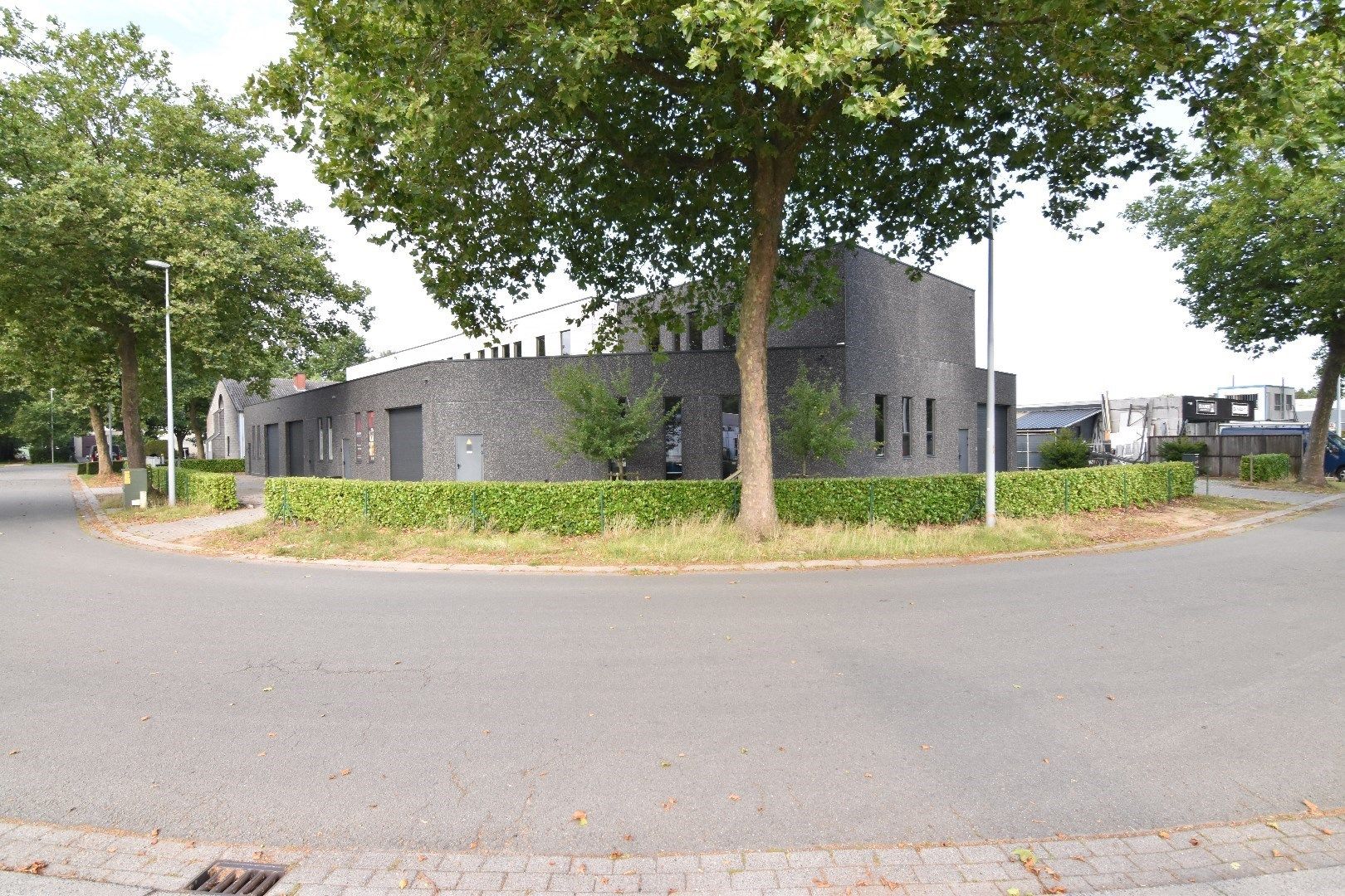 KMO-unit TE HUUR foto 11