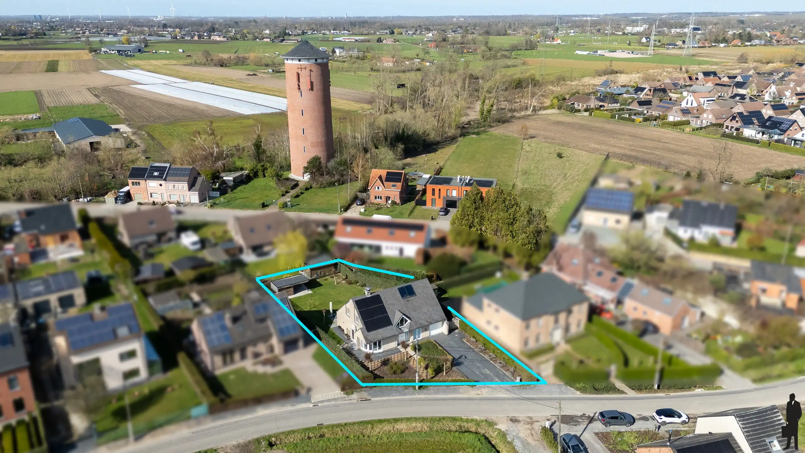 Instapklare woning met 3 slaapkamers en bureauruimte op toplocatie te Leest. foto 23