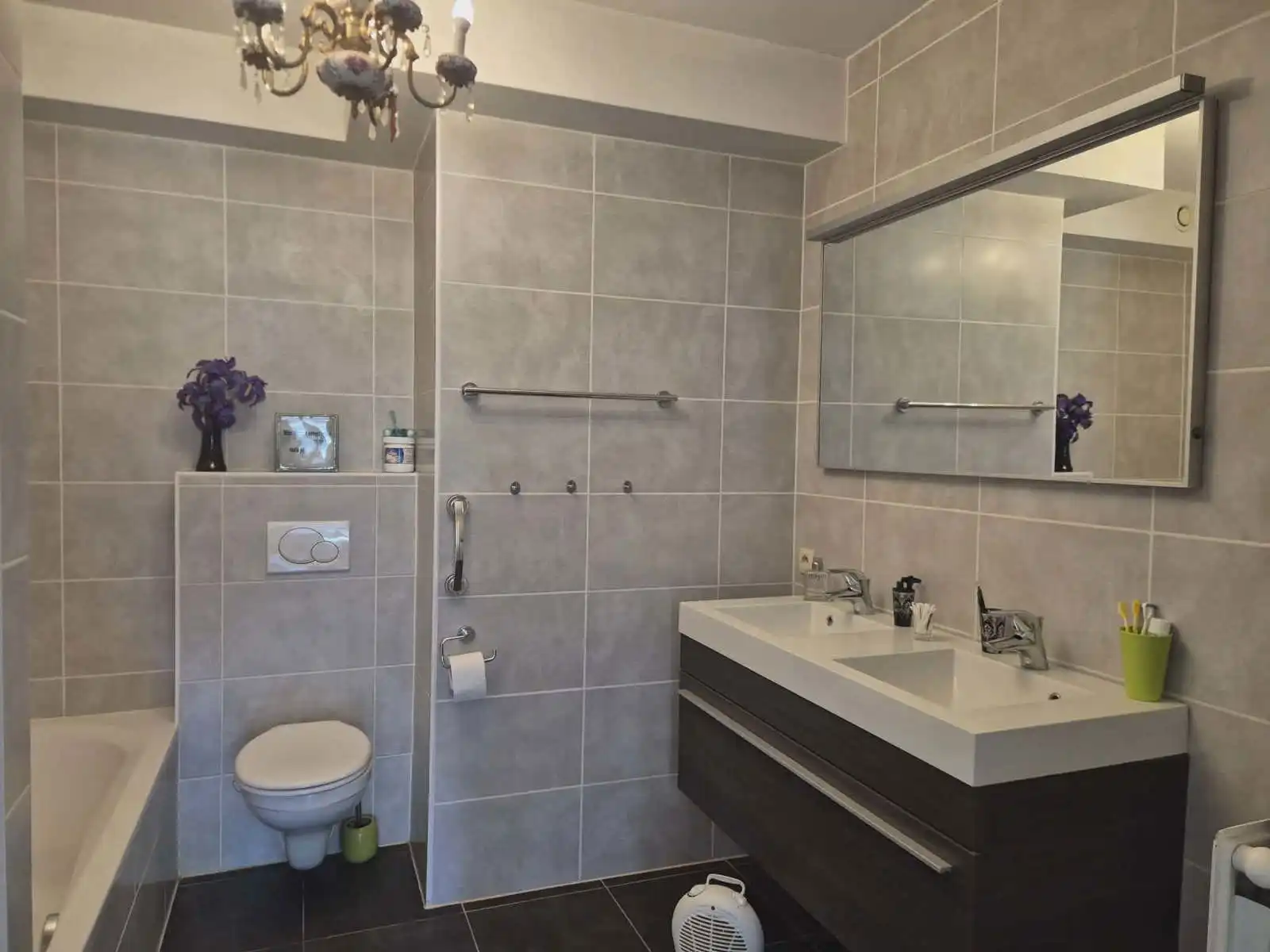 Prachtig dakappartement met 2 slaapkamers en garage foto 14