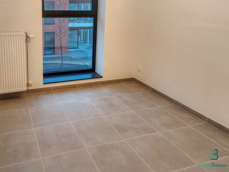 Nieuwbouwappartement met alle comfort en terras foto 6