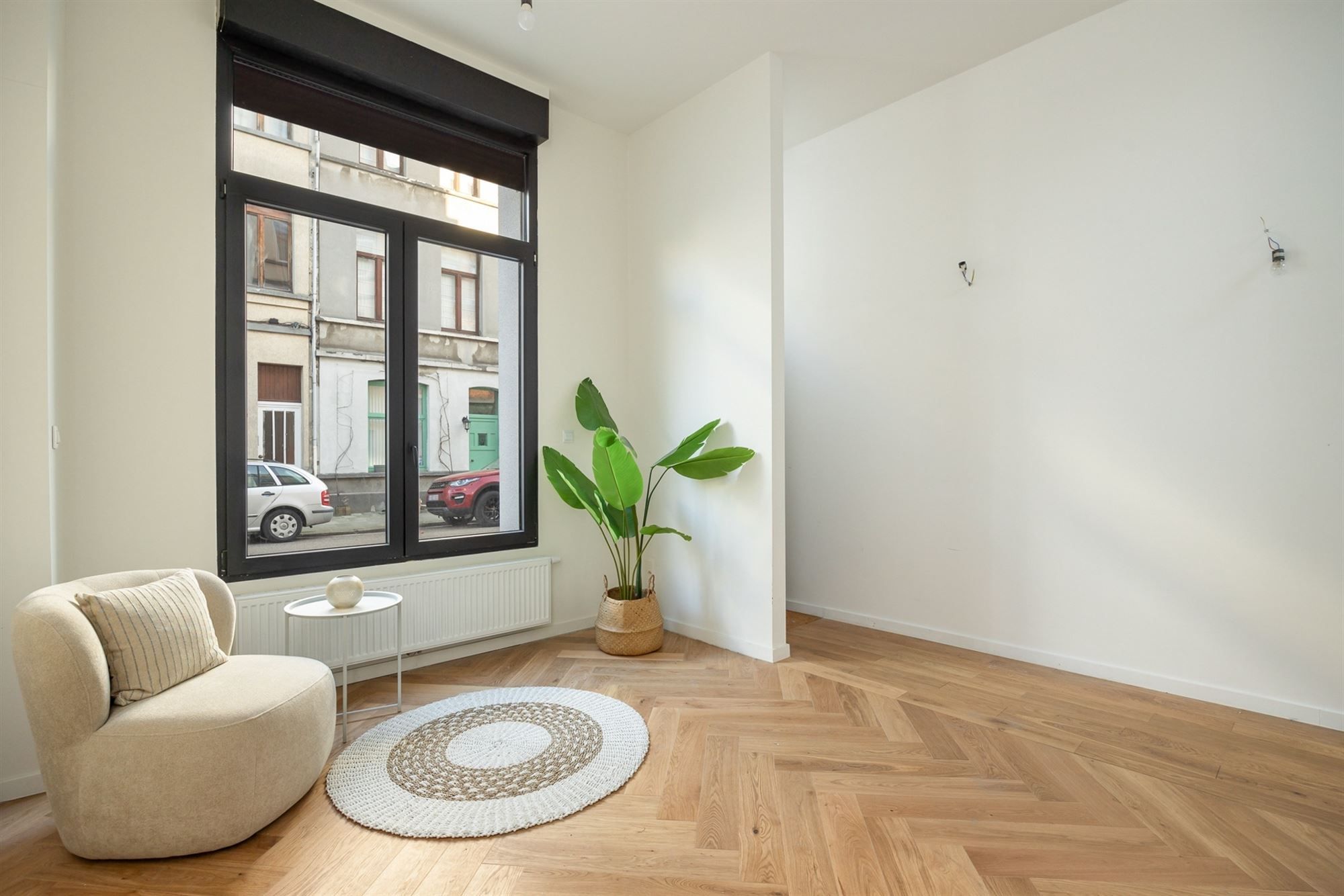 Prachtige gerenoveerde woning, ideaal ook als investering foto 6