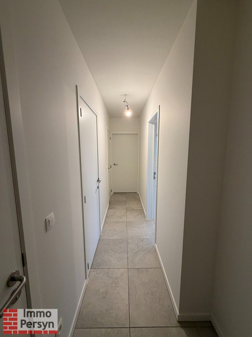 Nieuwbouw appartement te huur met vlotte verbinding foto 11