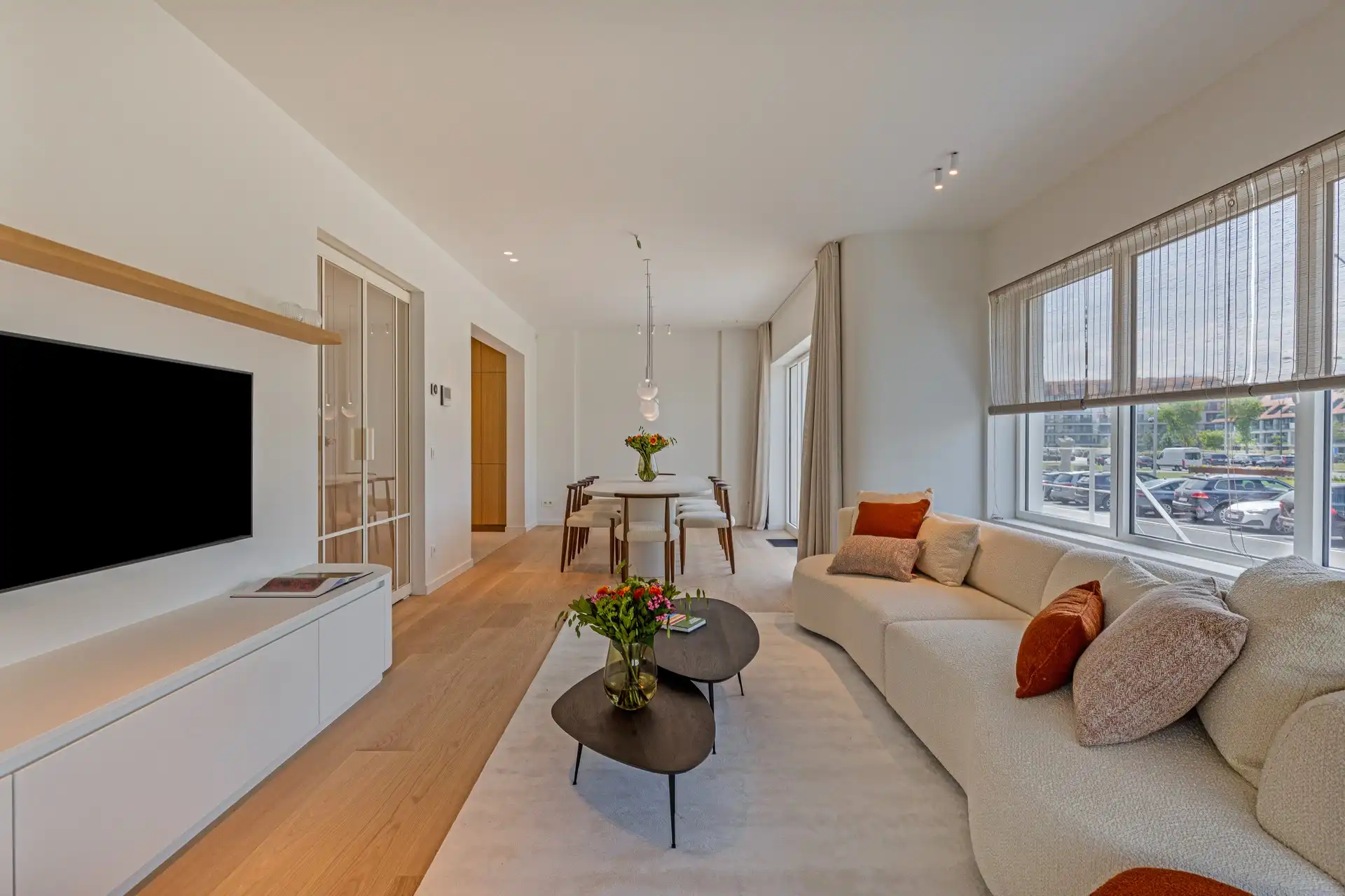 Exclusieve, volledig gerenoveerde hoekvilla met adembenemend zeezicht aan de Zeedijk. foto 9