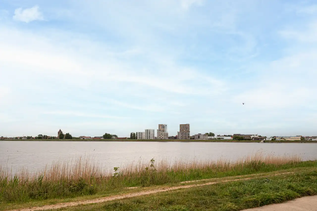 gezinswoning met 4 slaapkamers zicht op Spuikom foto 23